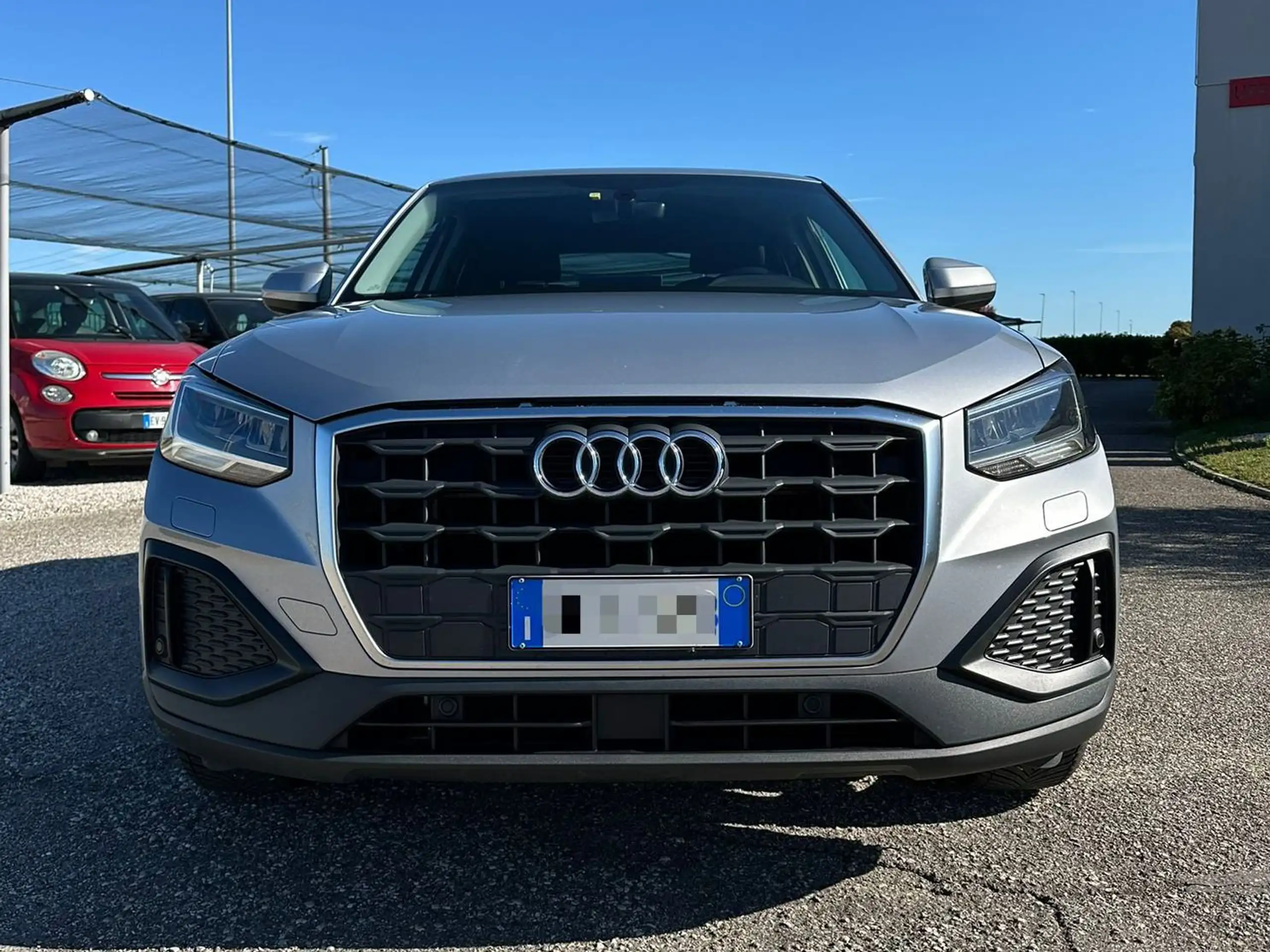 Audi - Q2