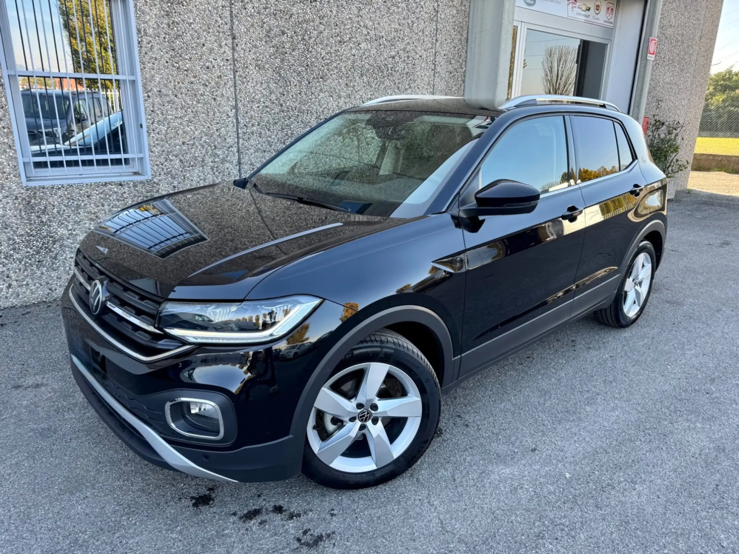 Volkswagen - T-Cross