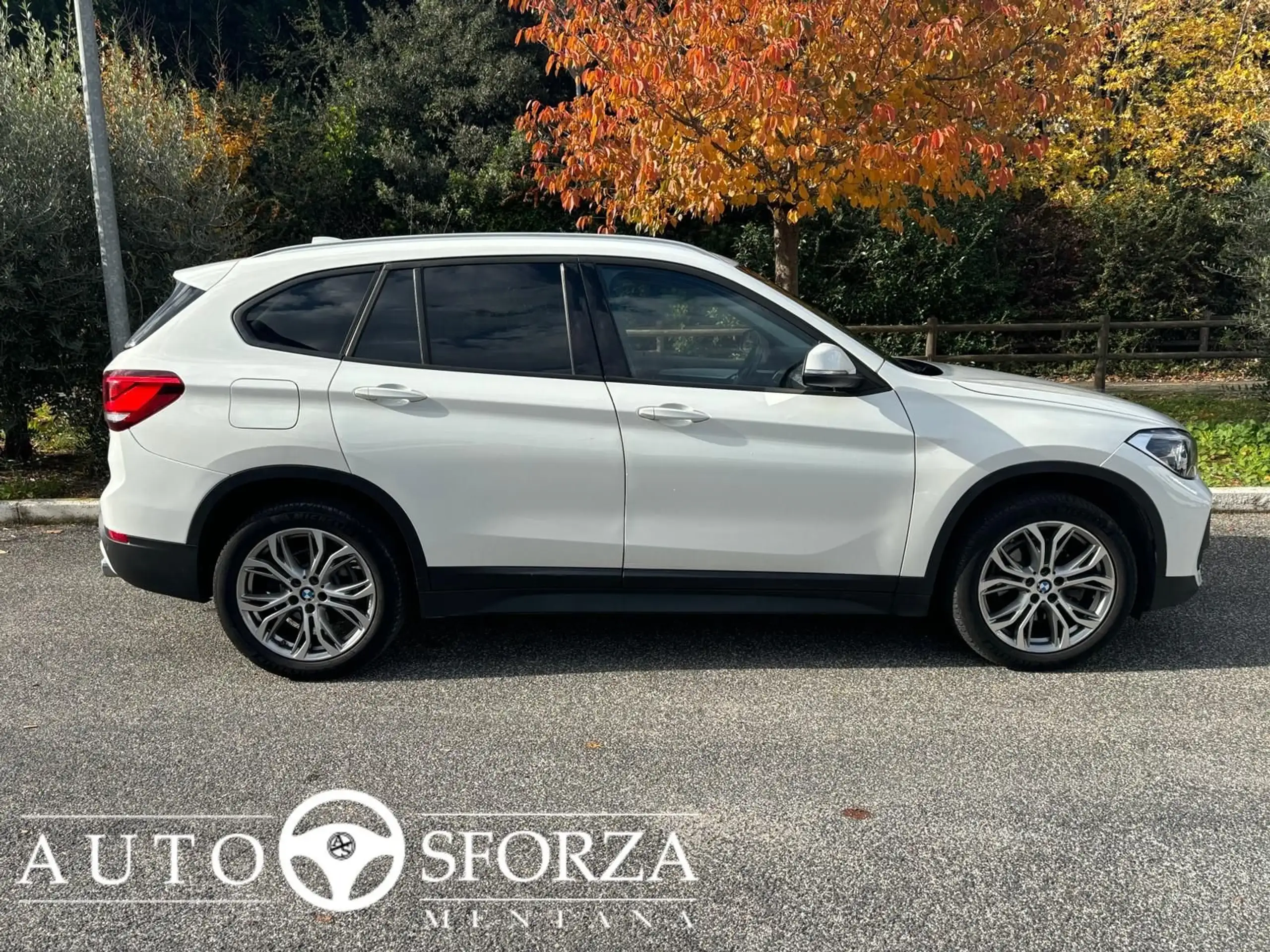 BMW - X1