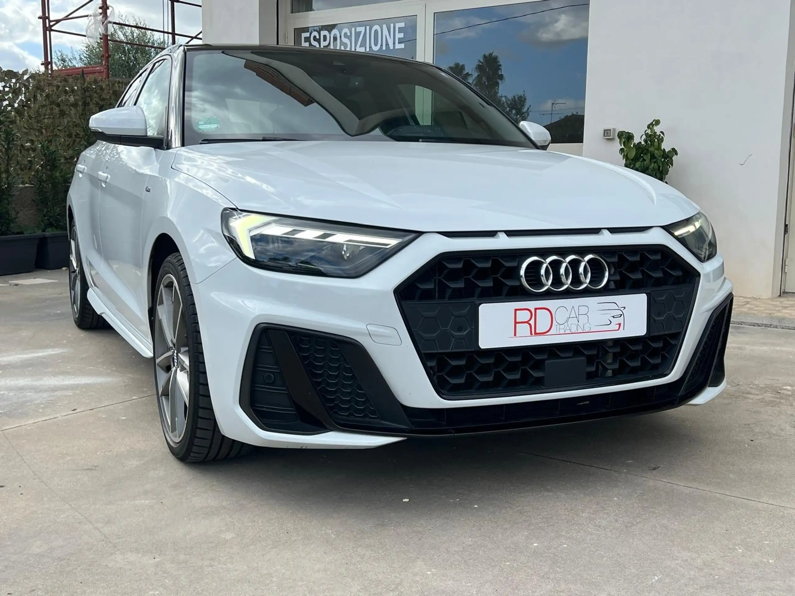 Audi - A1