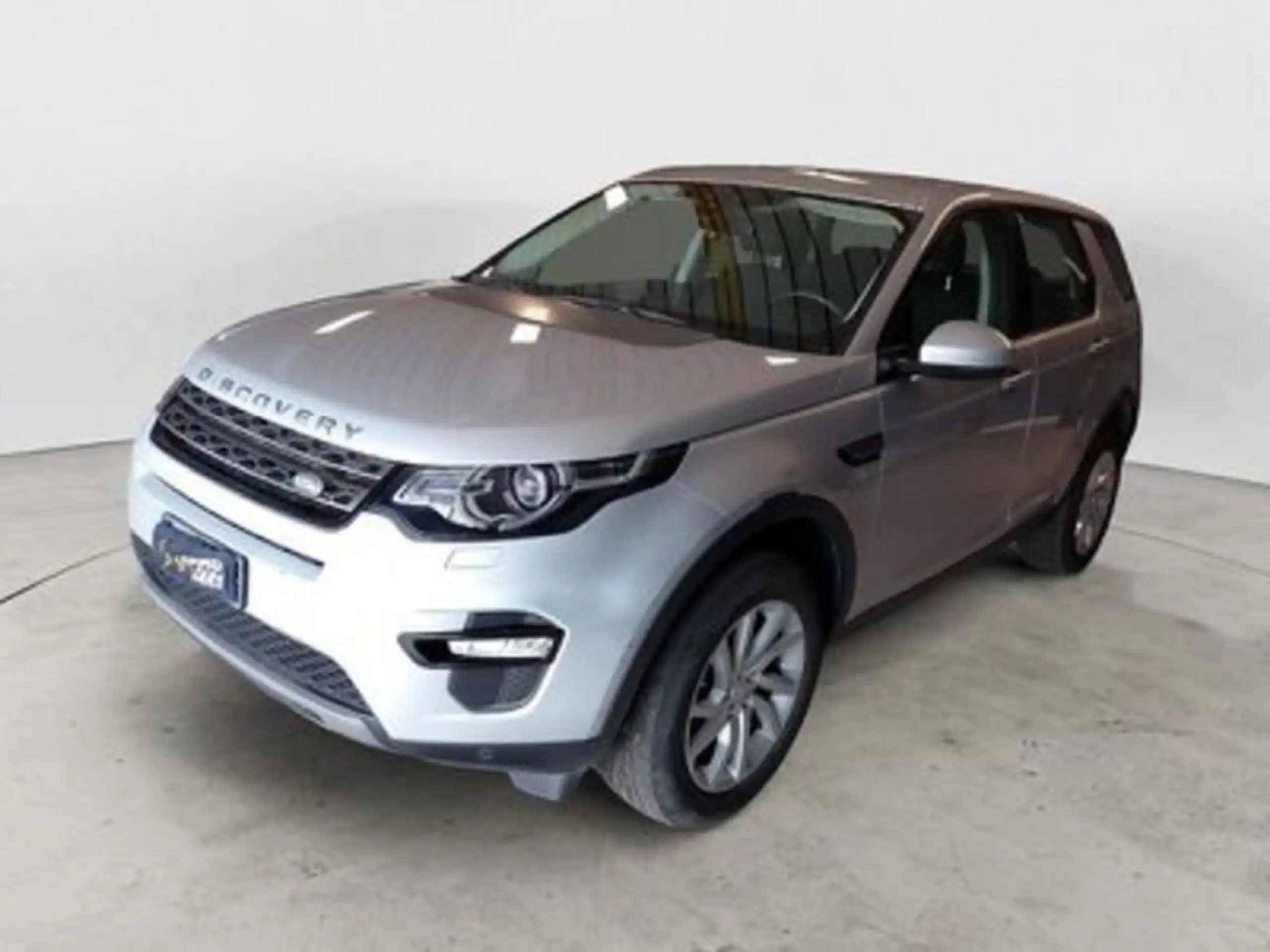 Land Rover - Discovery Sport