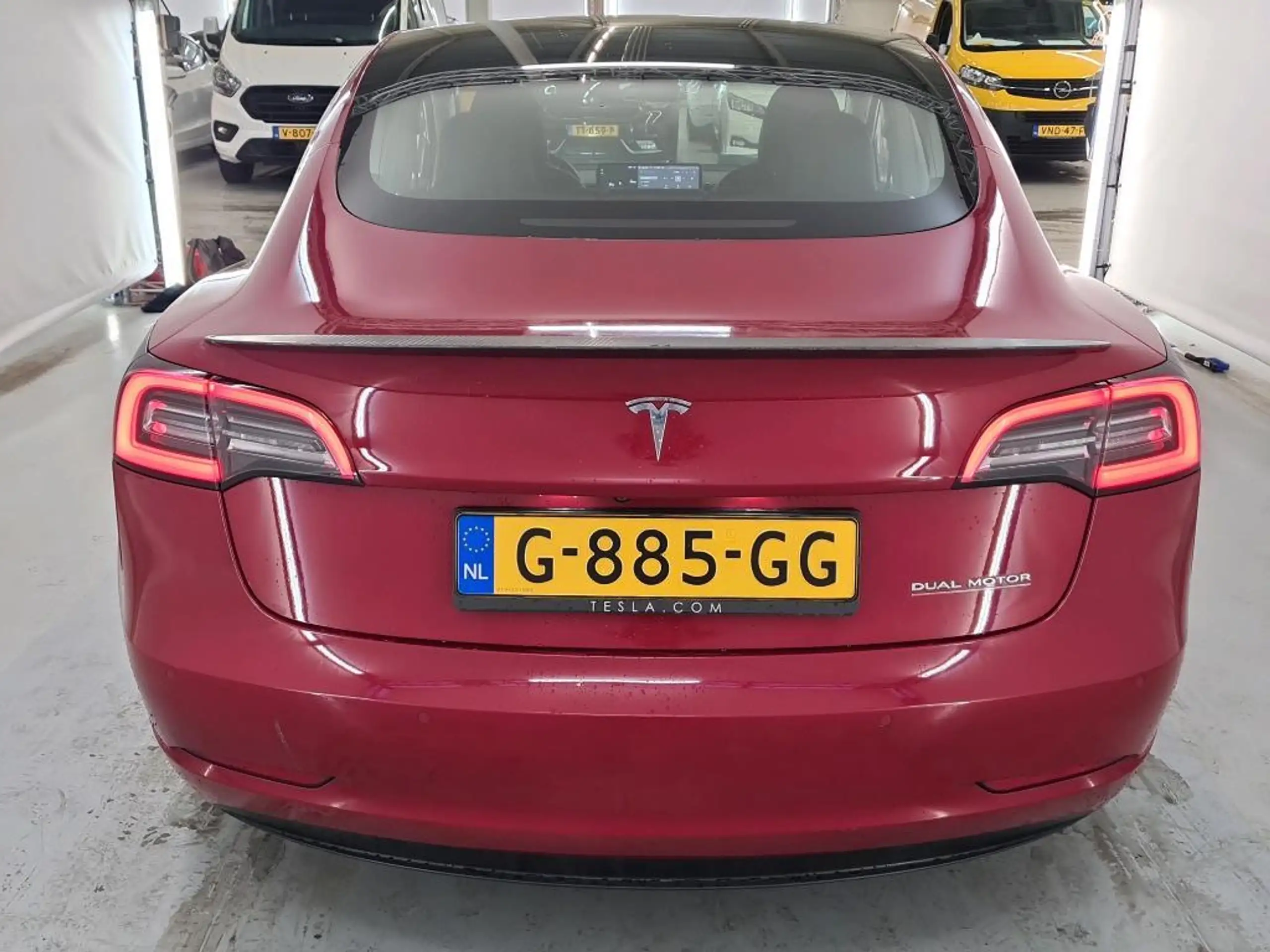 Tesla - Model 3