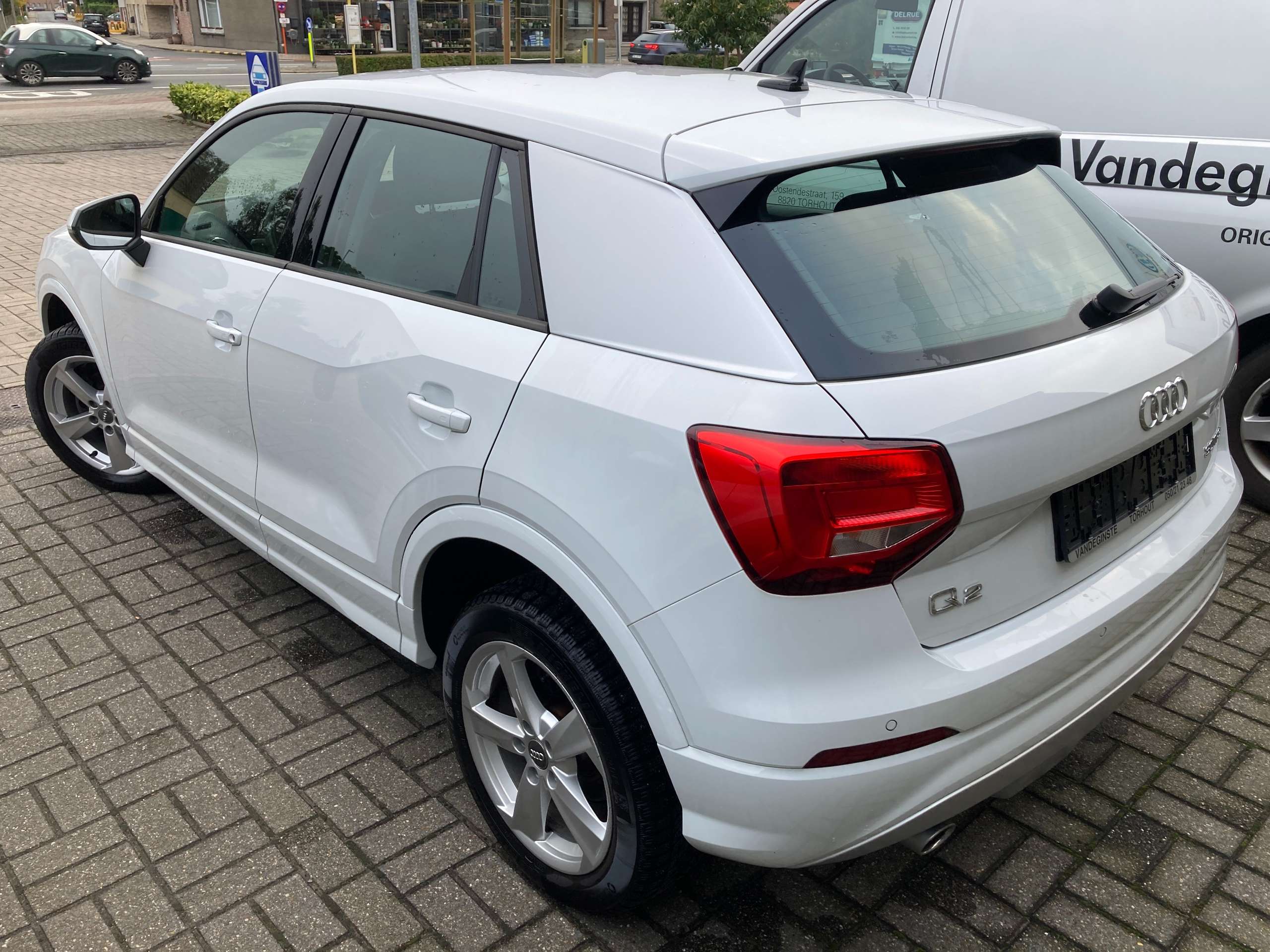 Audi - Q2