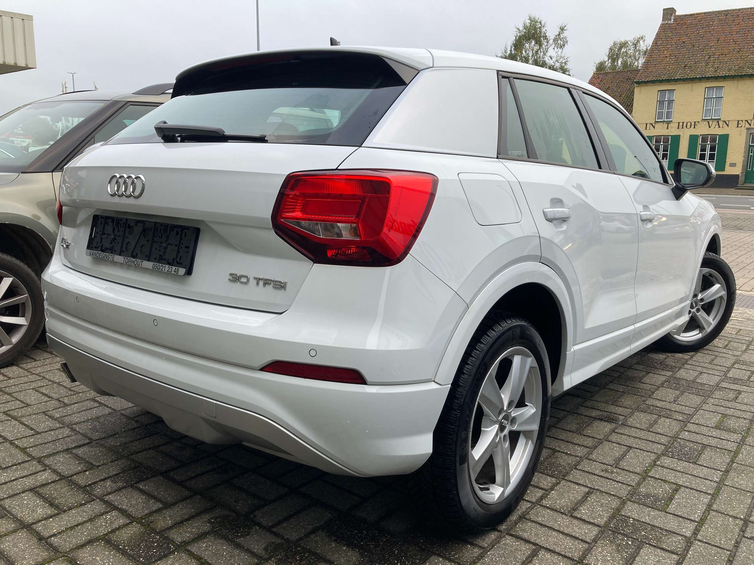 Audi - Q2