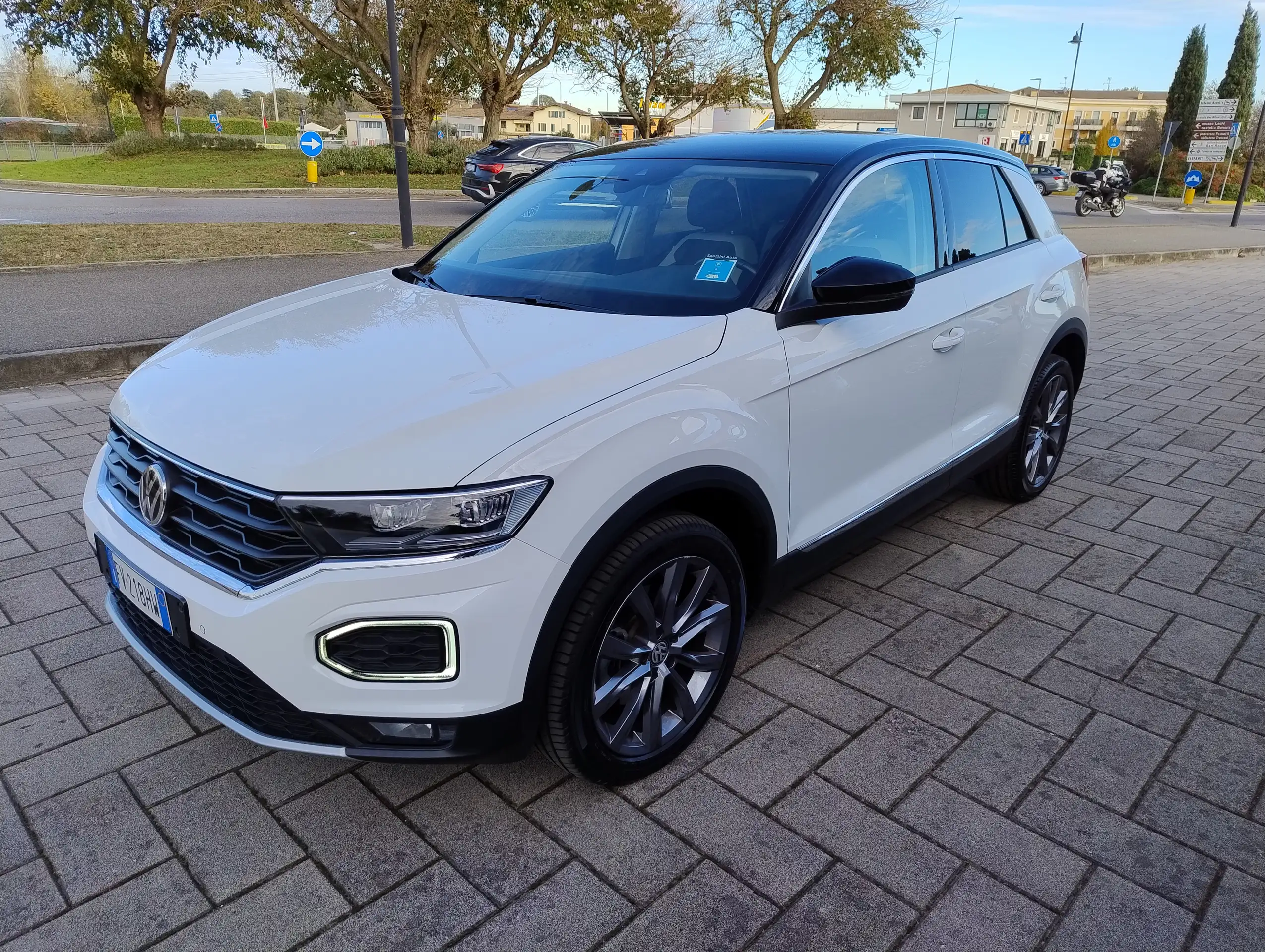 Volkswagen T-Roc 2019