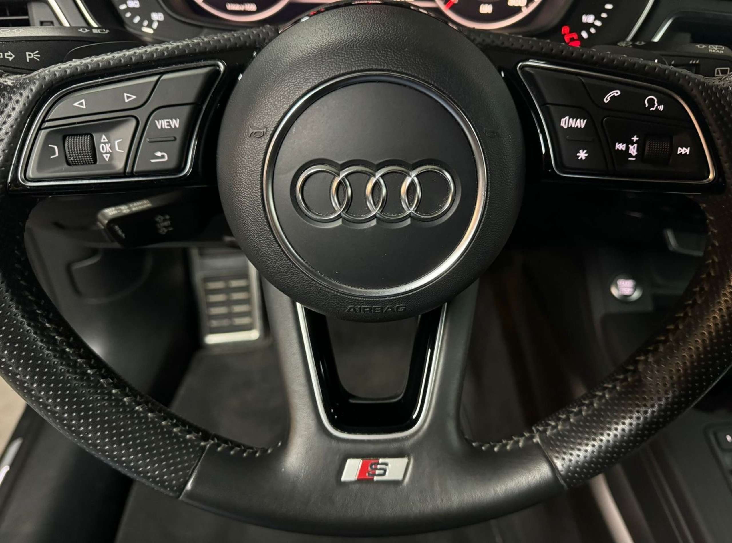 Audi - A4