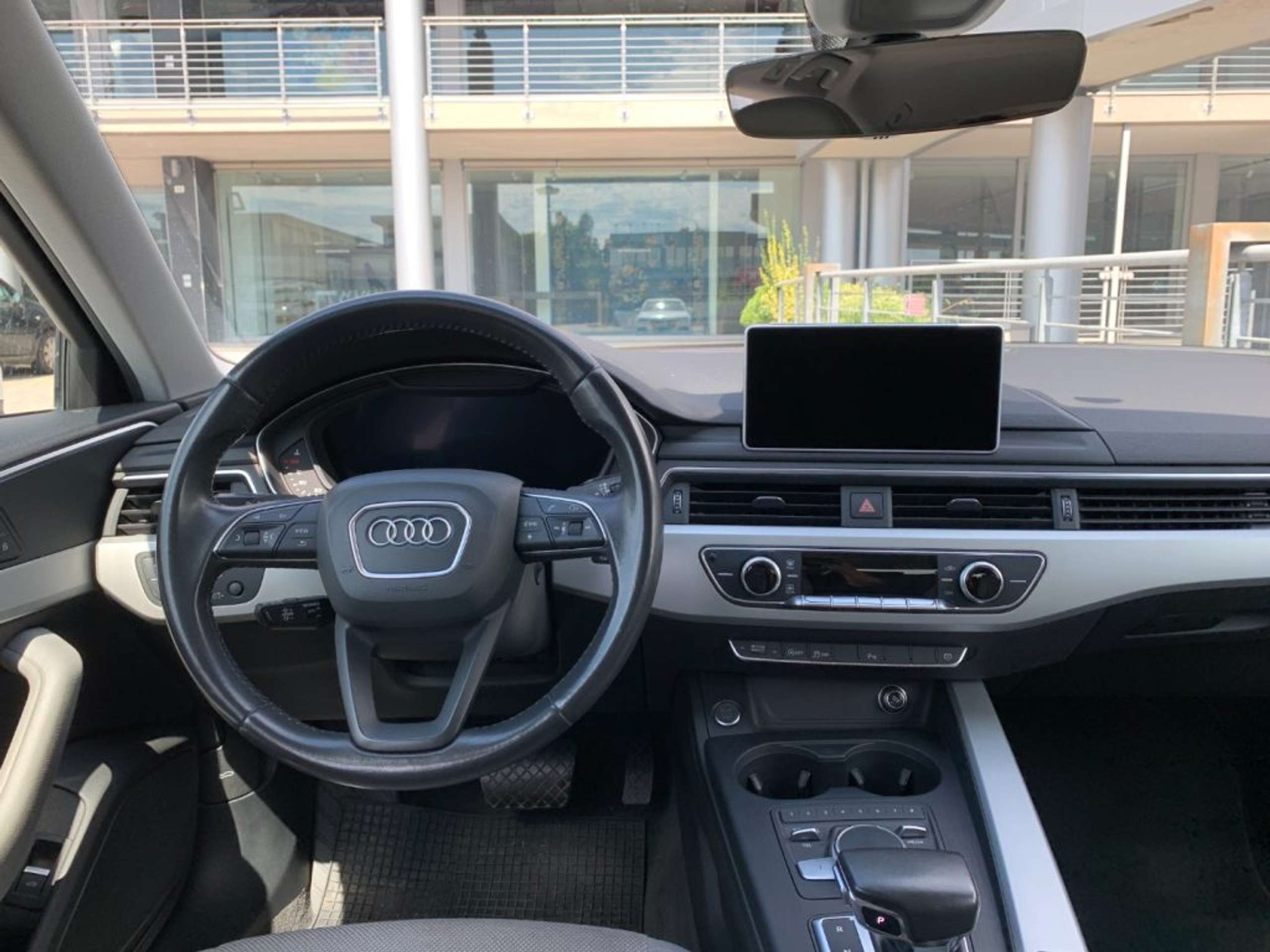 Audi - A4