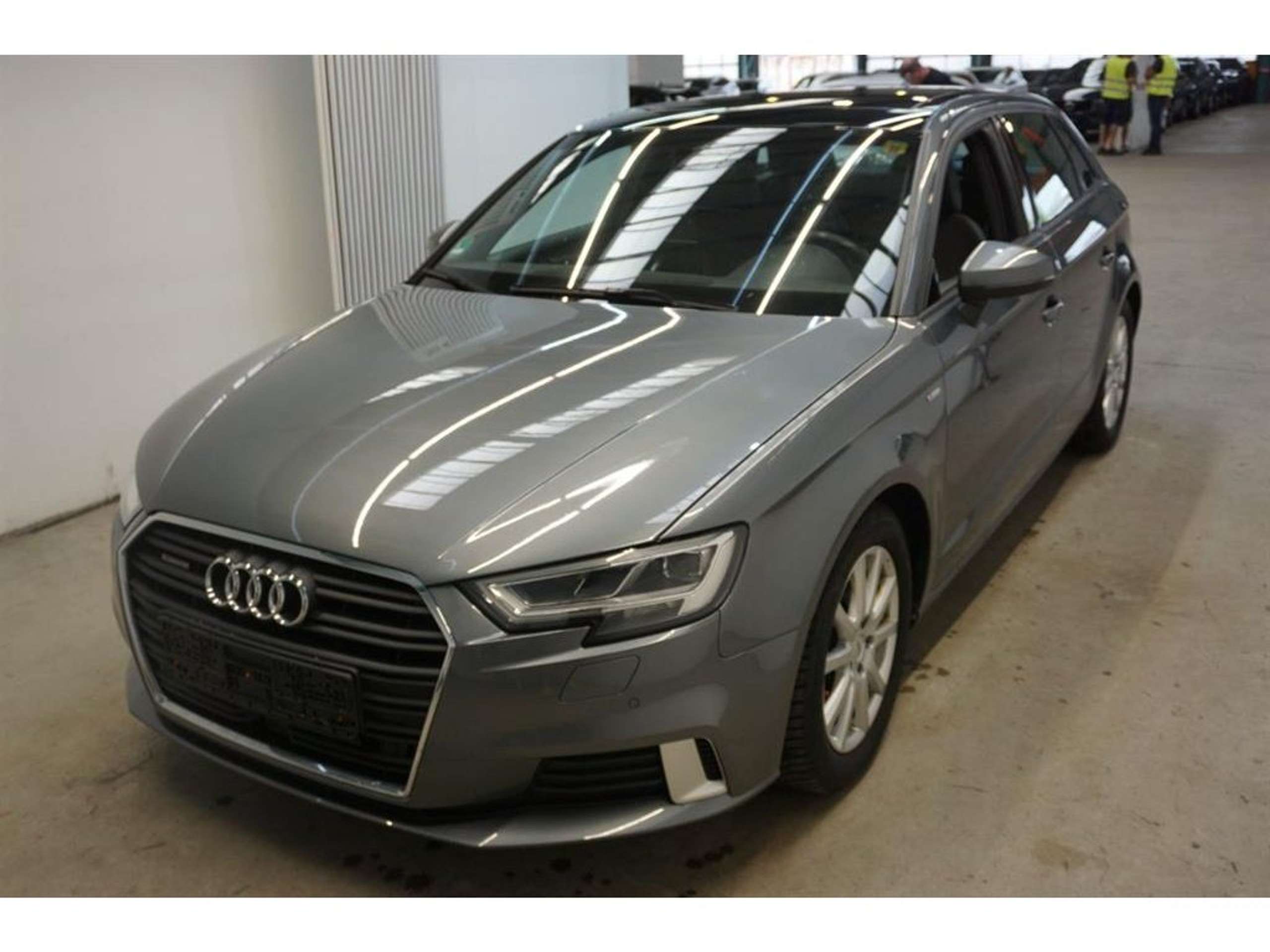 Audi - A3