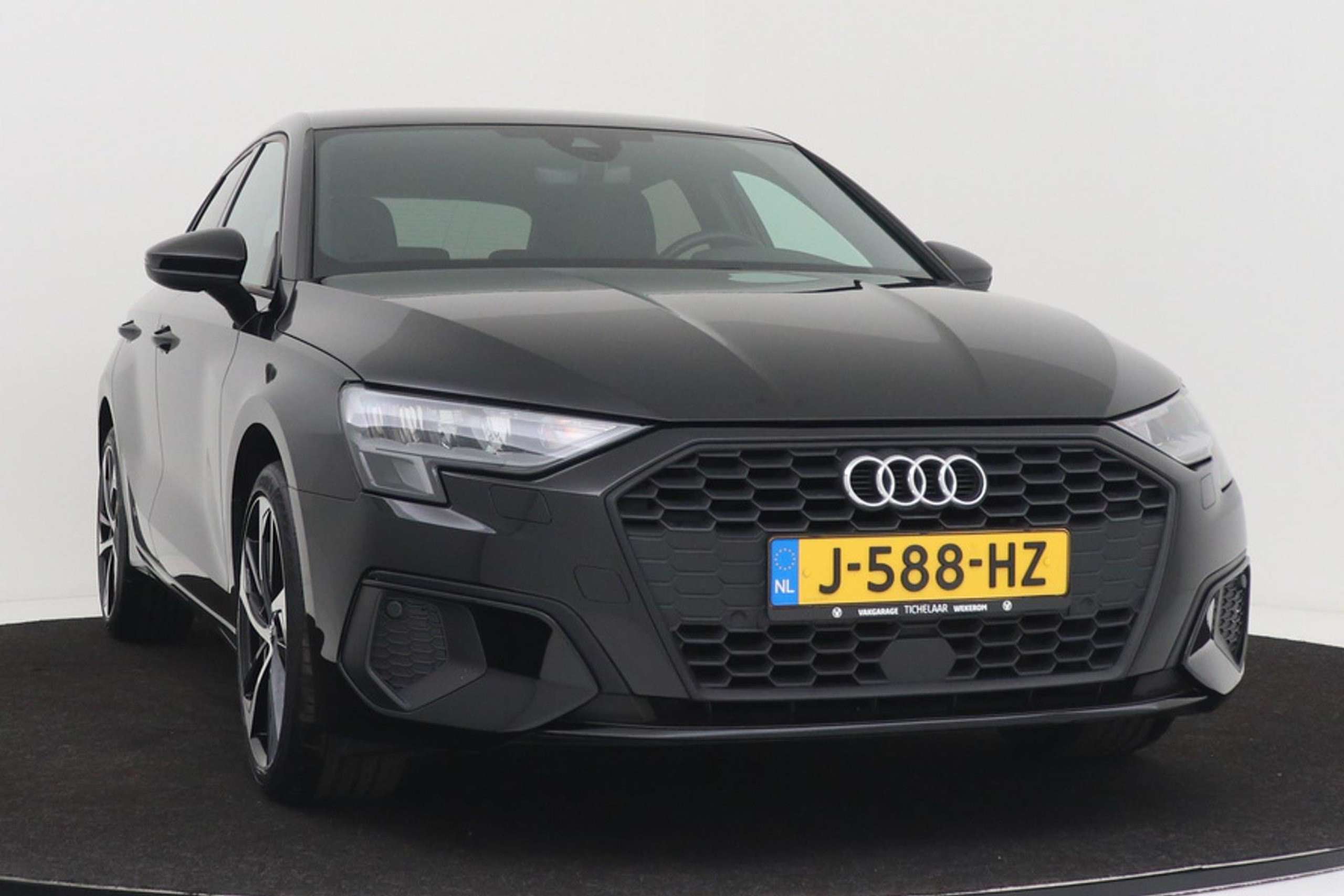 Audi - A3