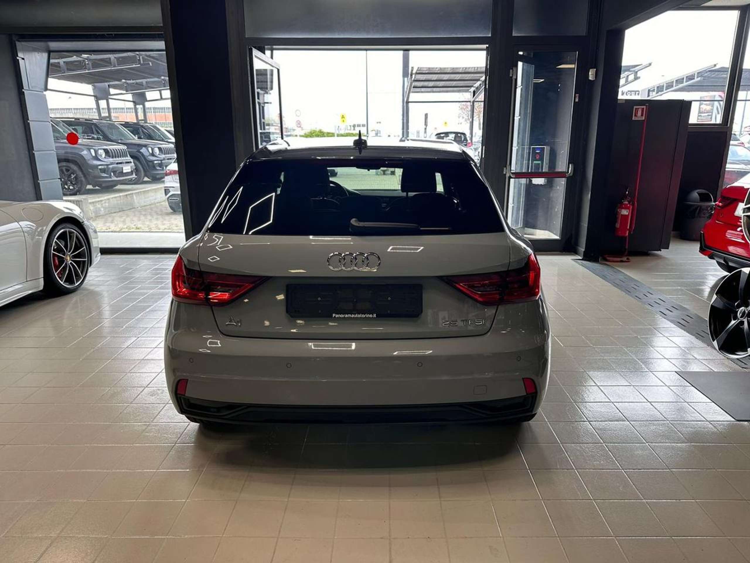 Audi - A1