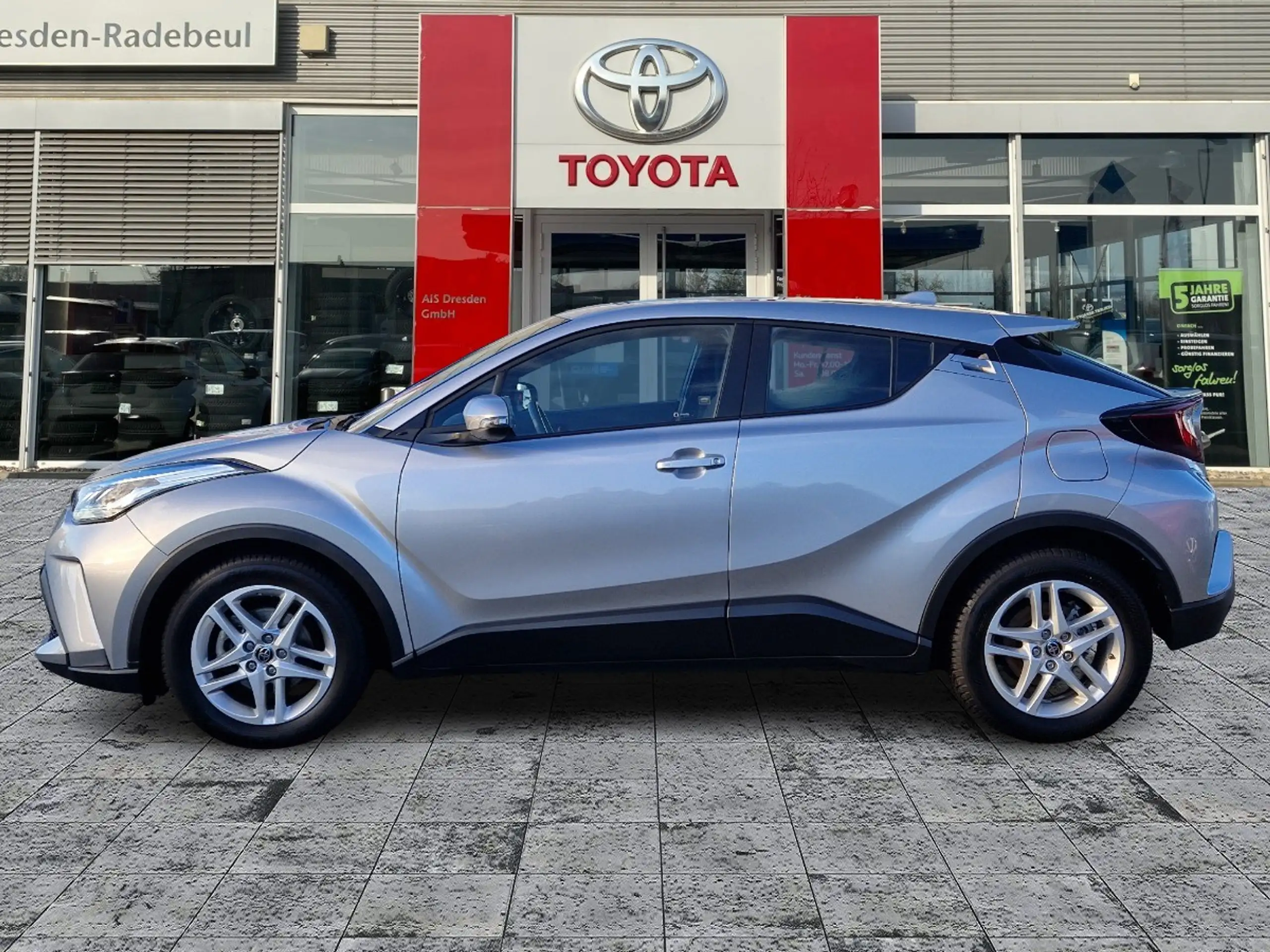 Toyota - C-HR