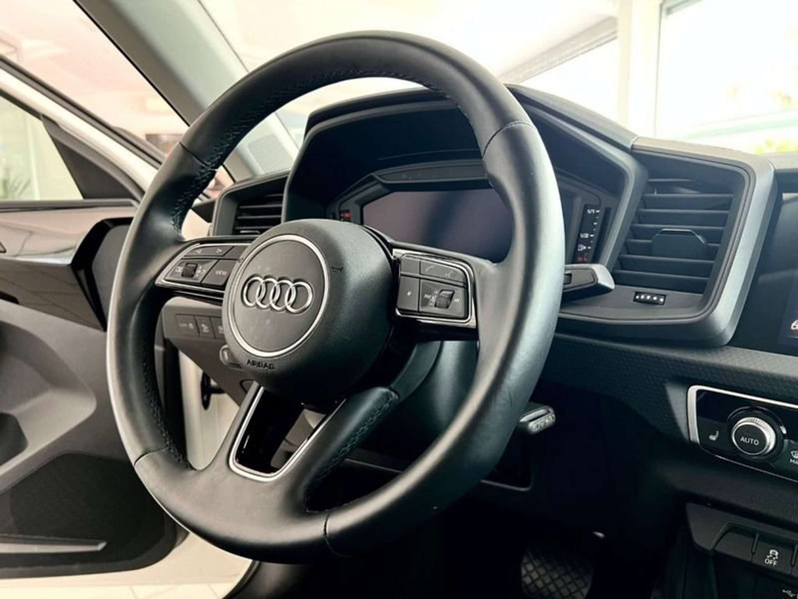 Audi - A1