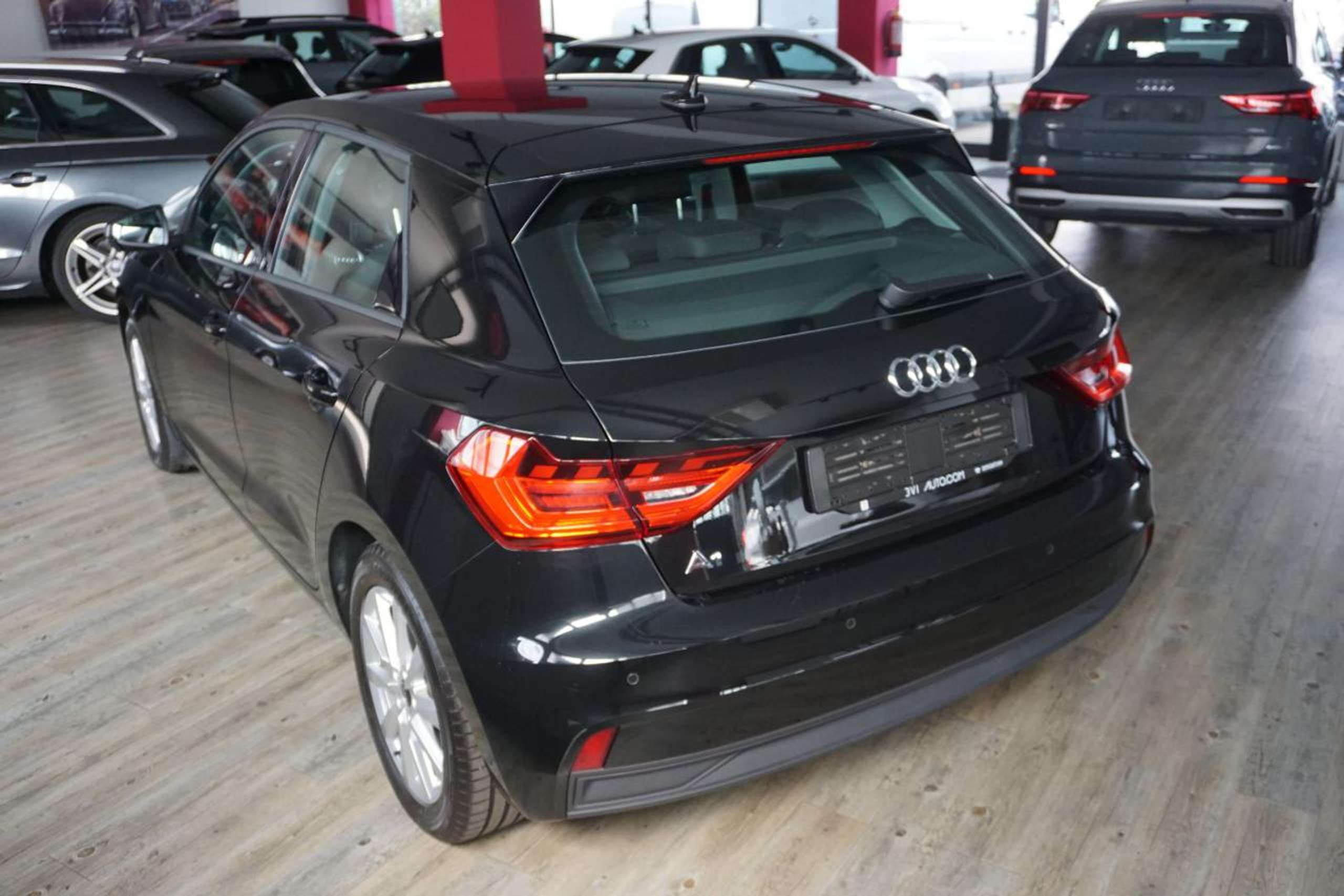 Audi - A1