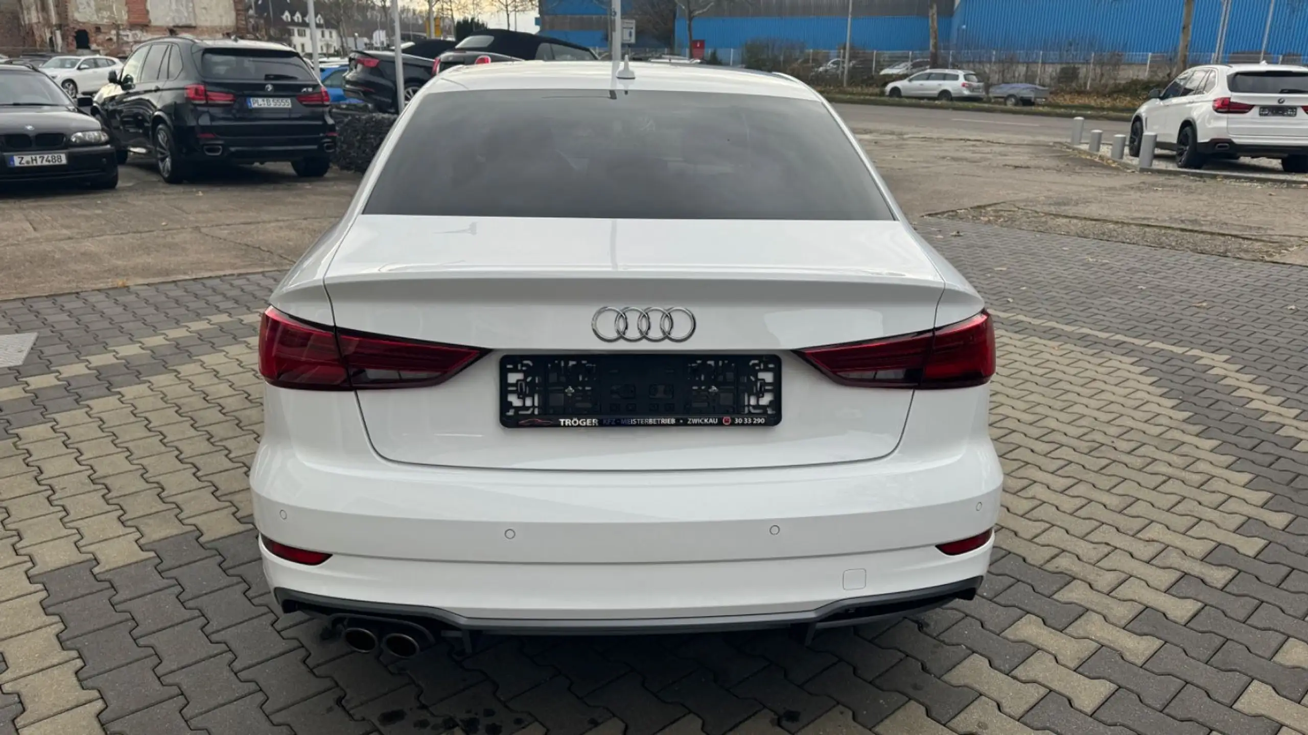 Audi - A3