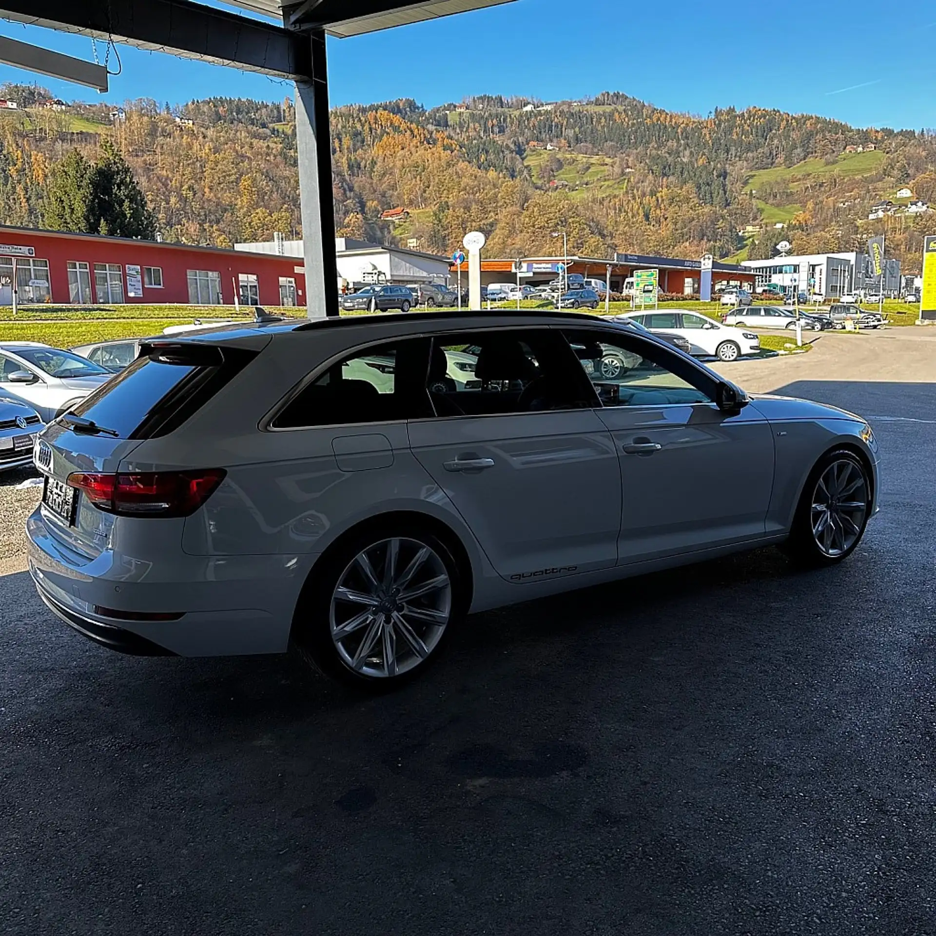 Audi - A4