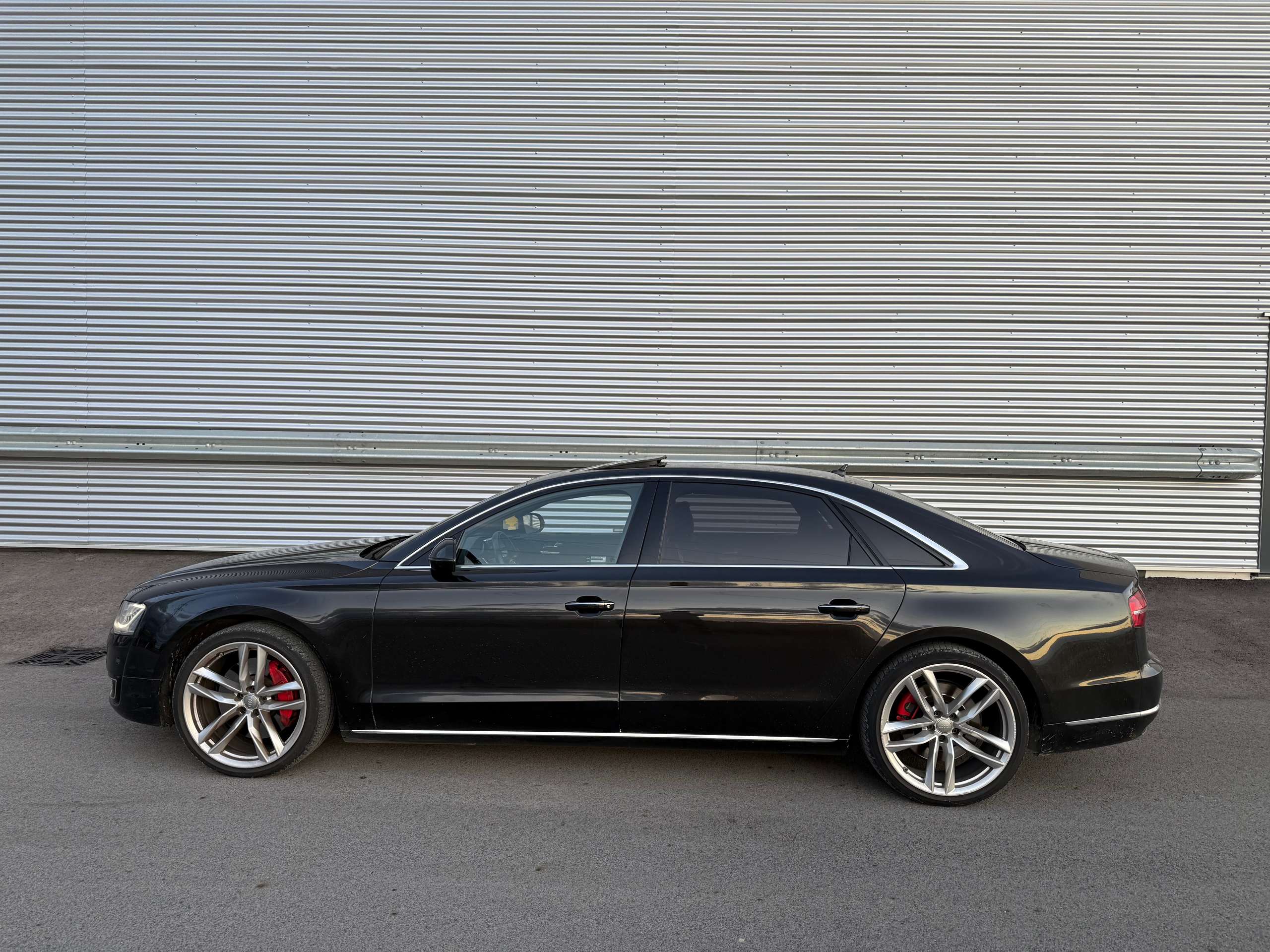 Audi - A8