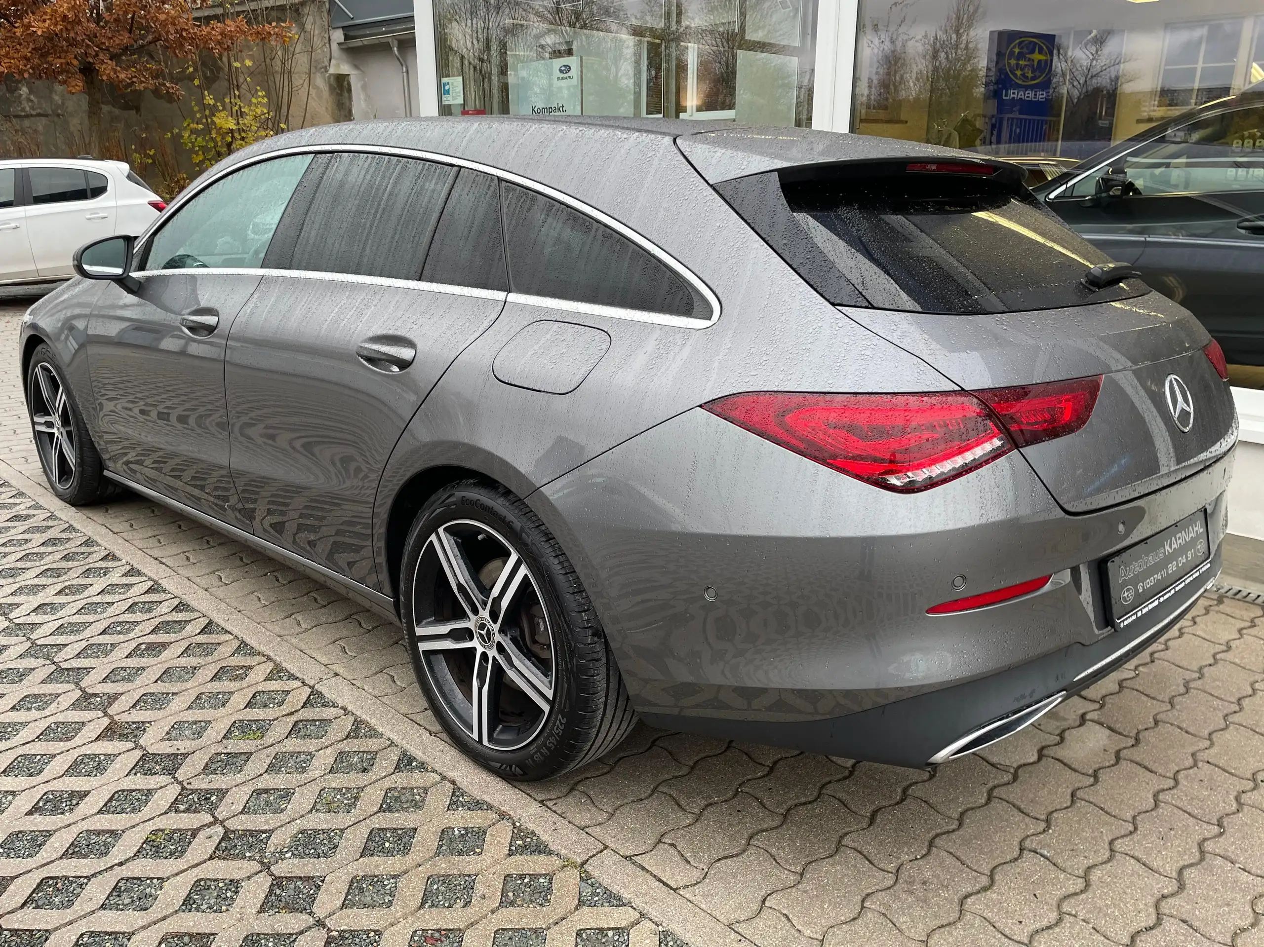 Mercedes-Benz - CLA 180