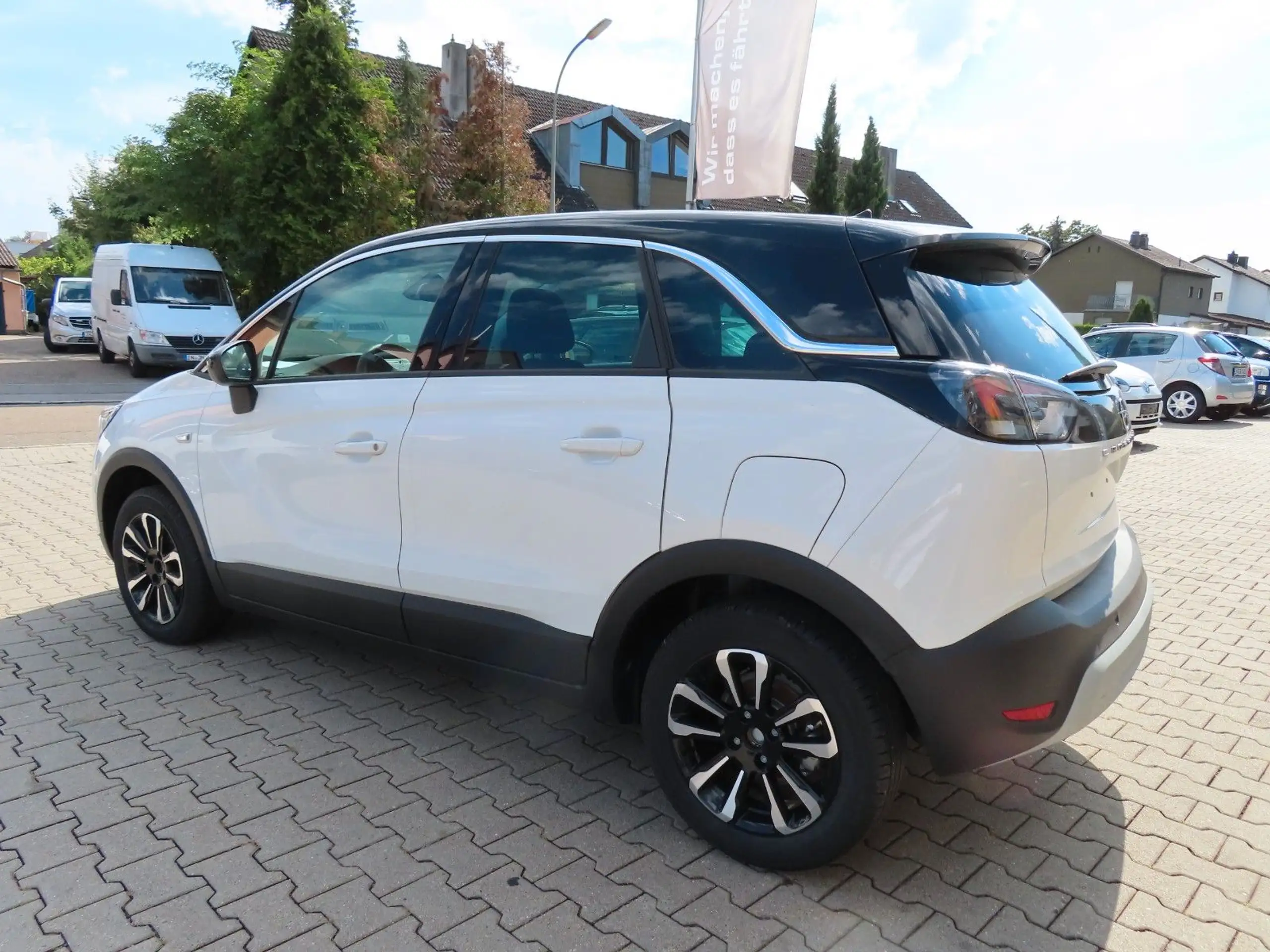 Opel - Crossland X