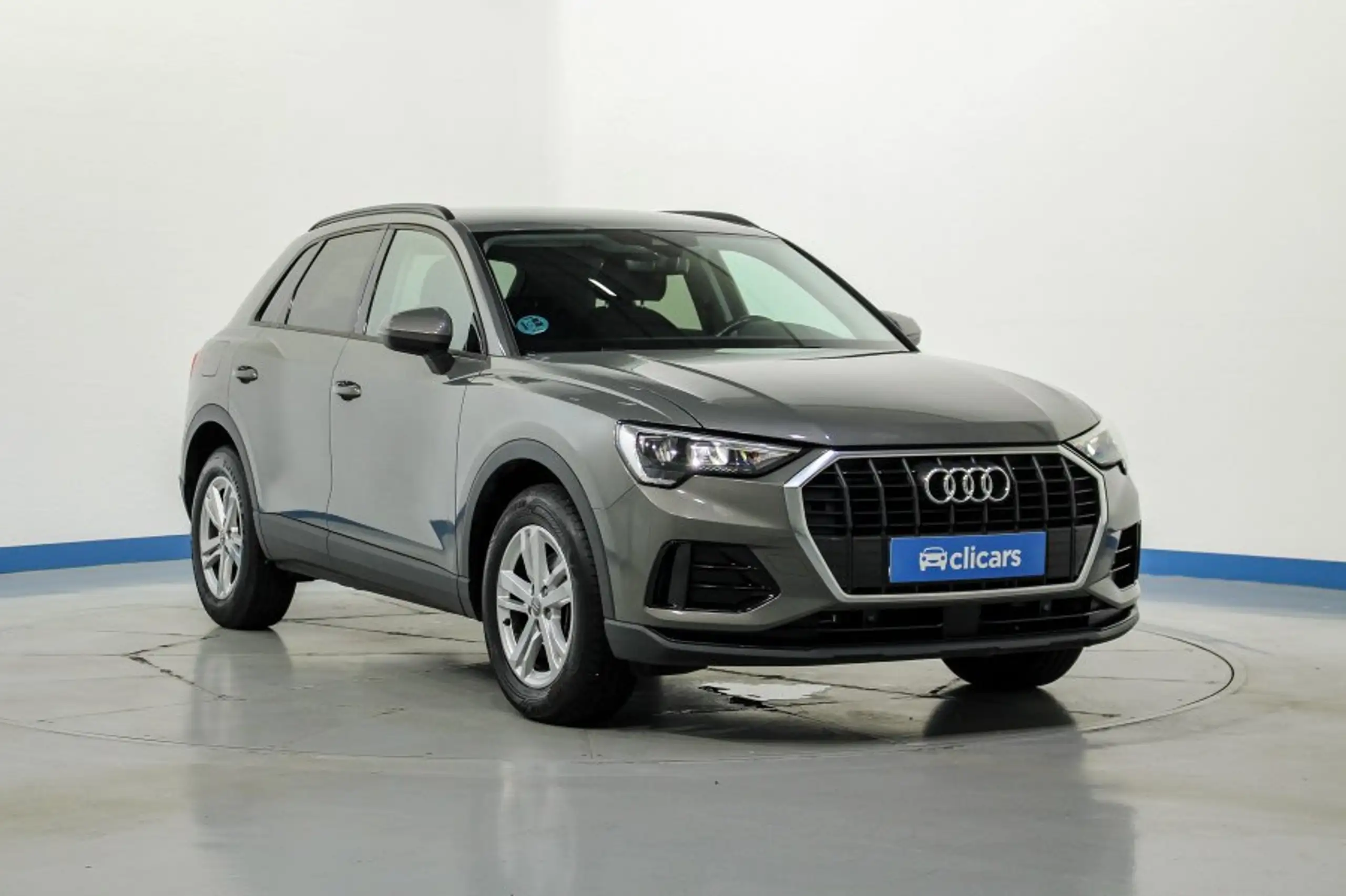 Audi - Q3