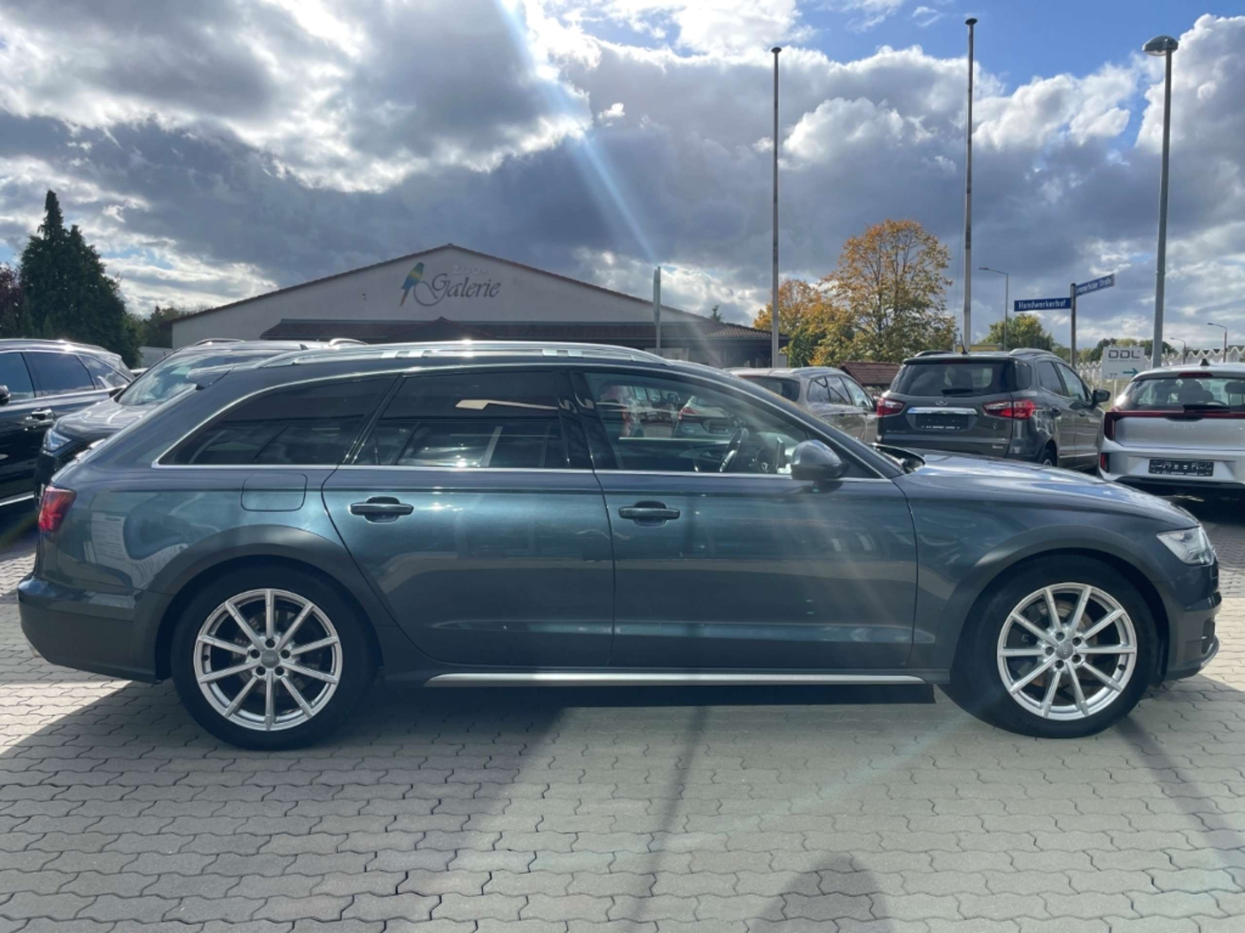 Audi - A6