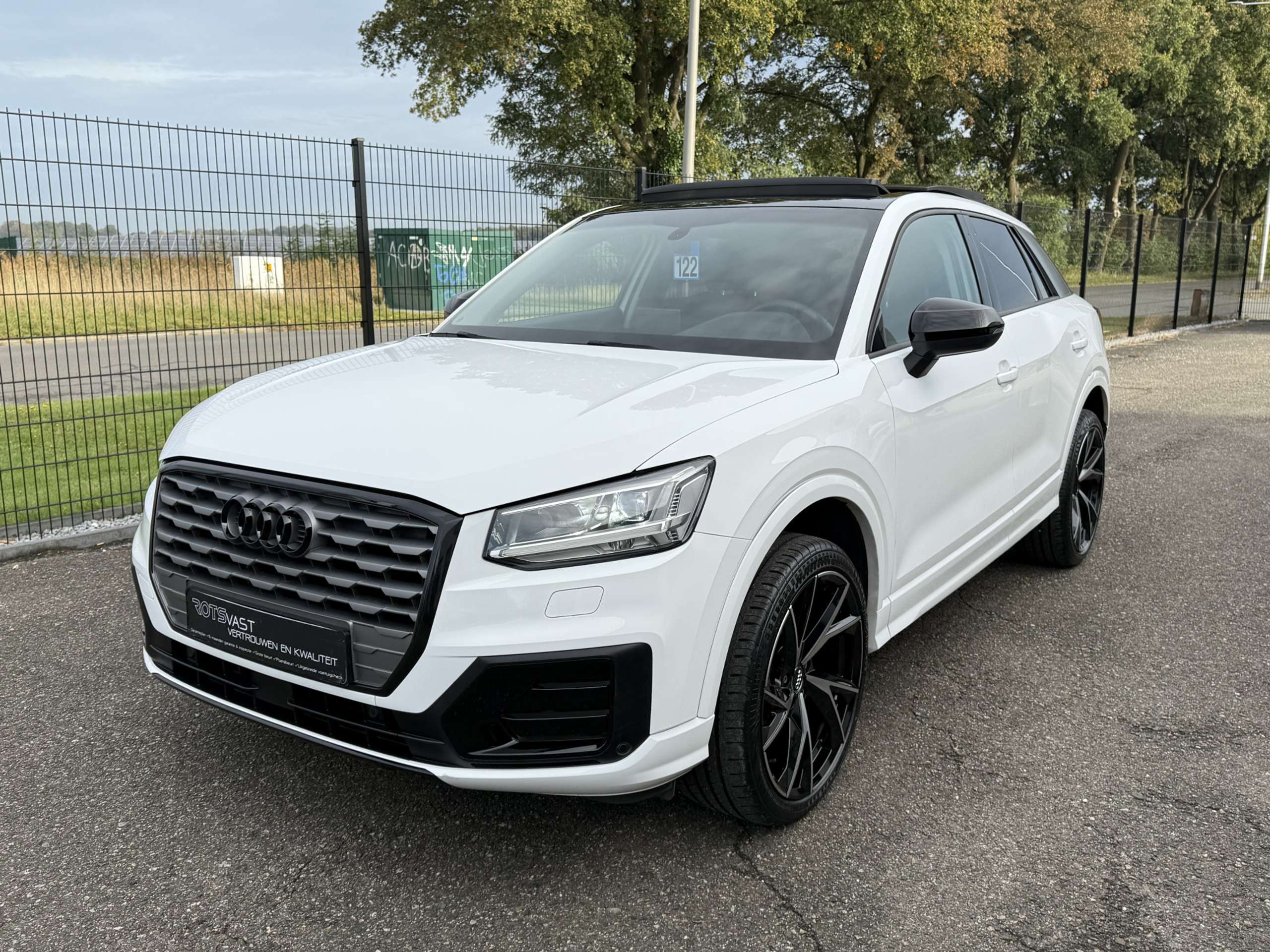 Audi - Q2