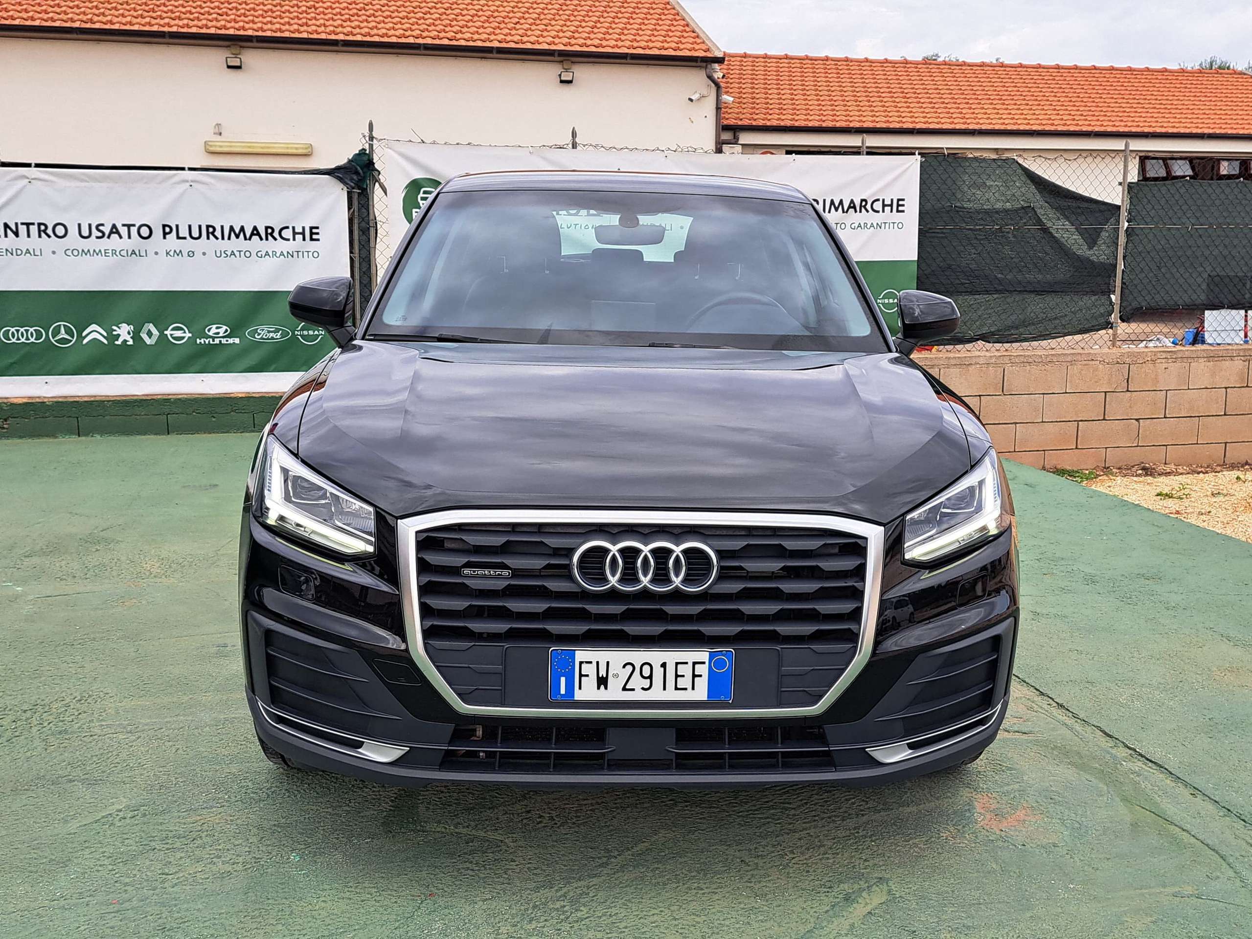 Audi - Q2