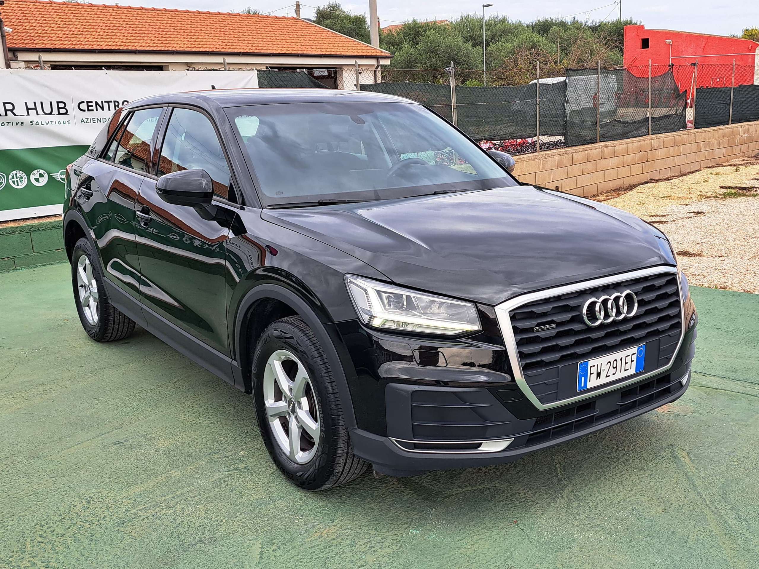 Audi - Q2