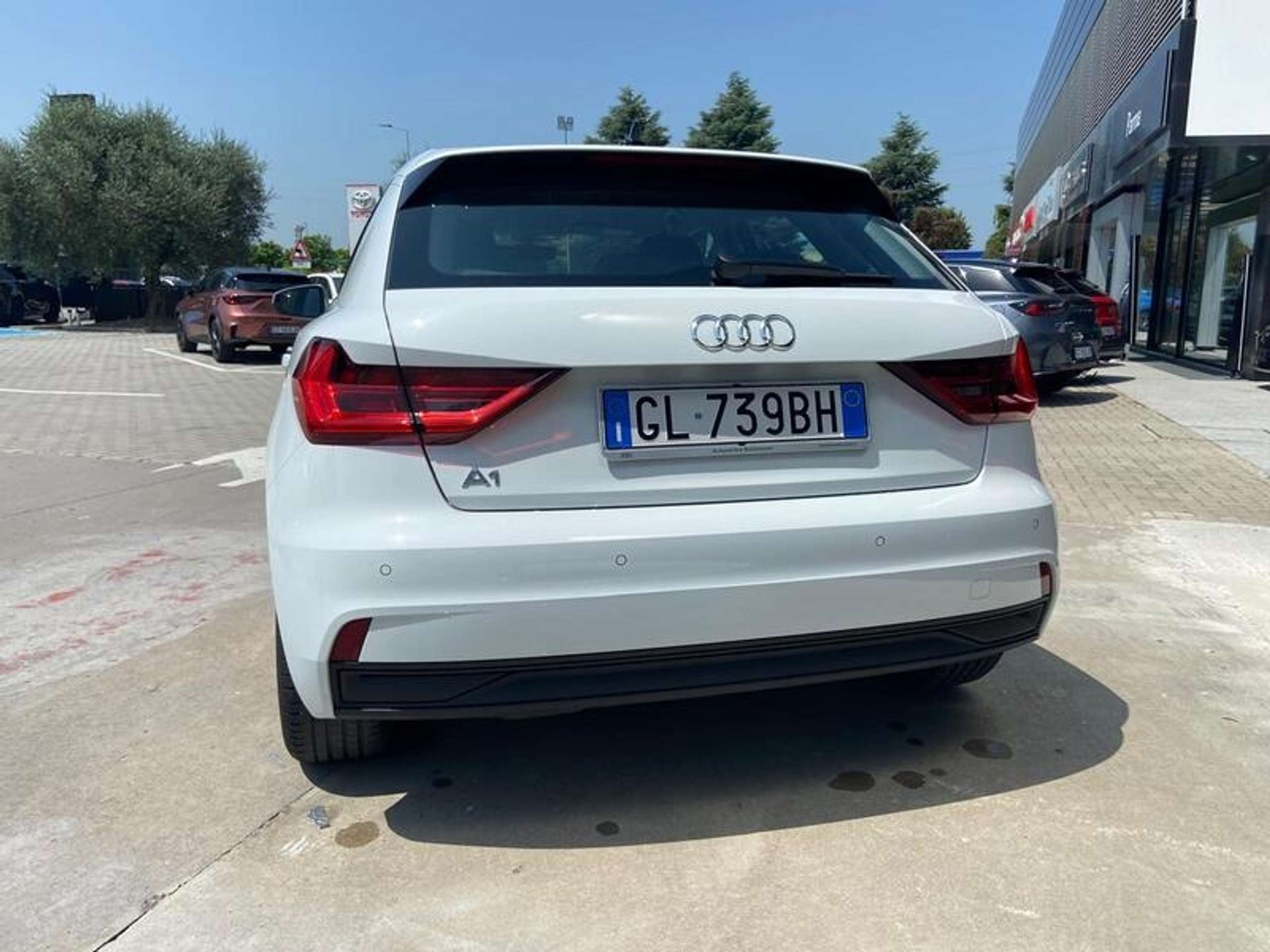 Audi - A1