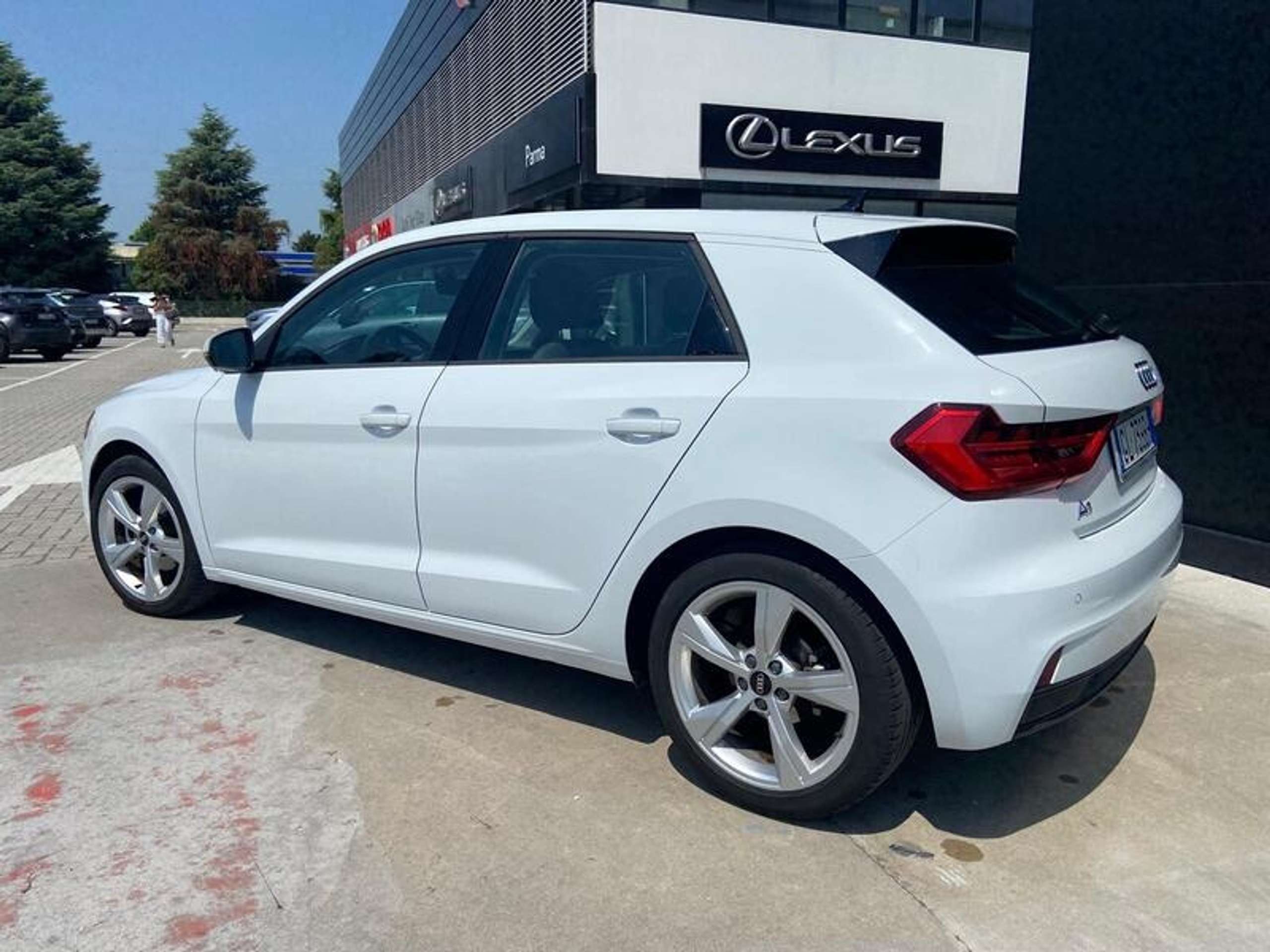 Audi - A1