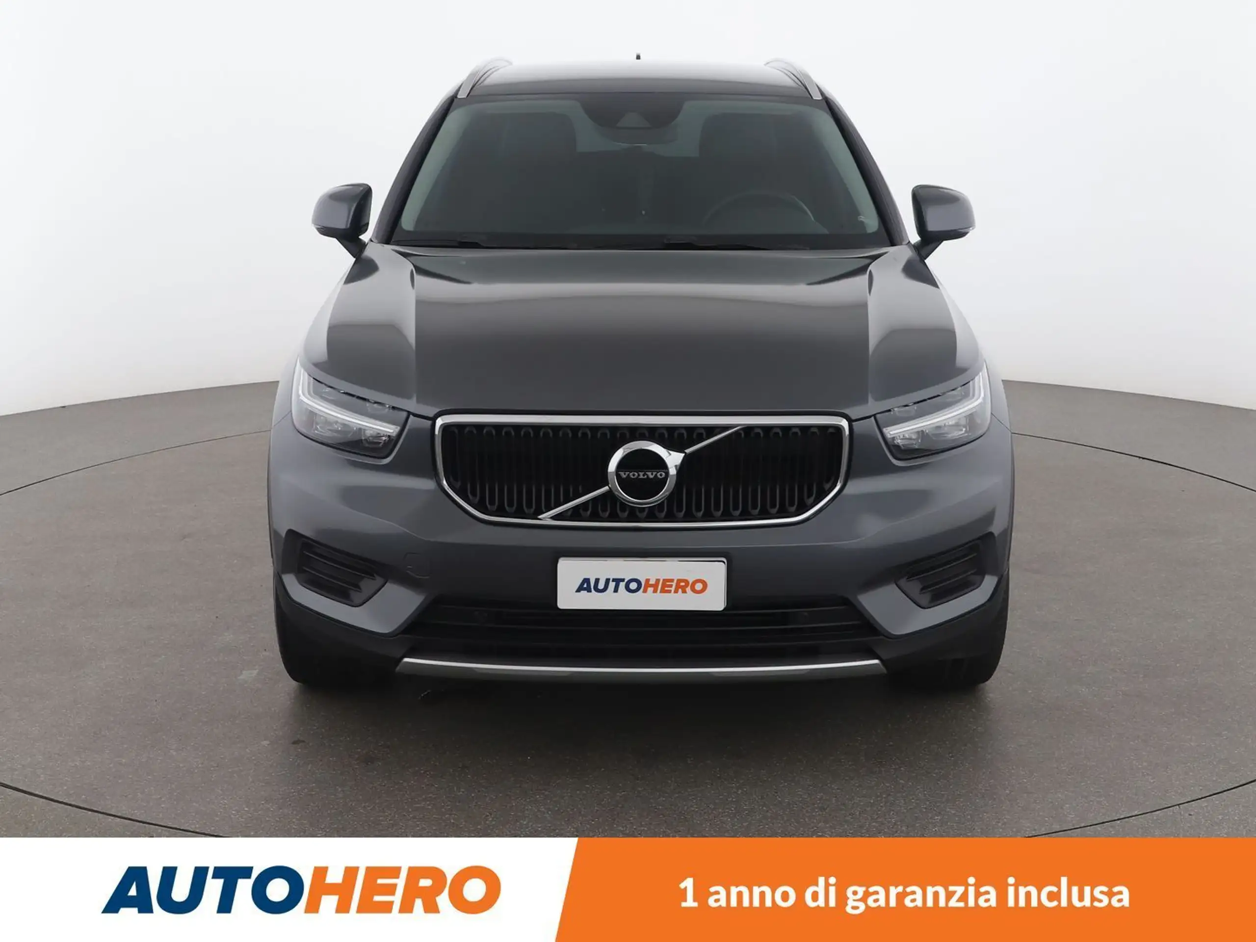 Volvo - XC40