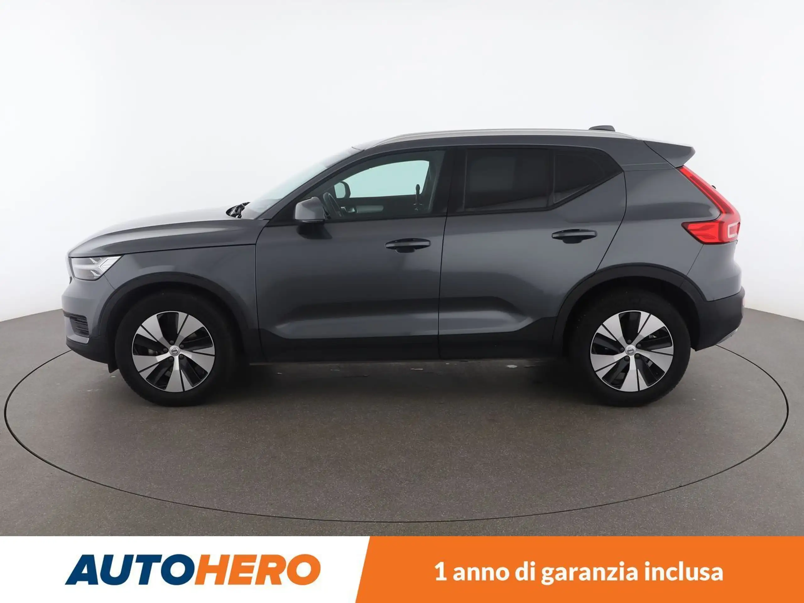 Volvo - XC40