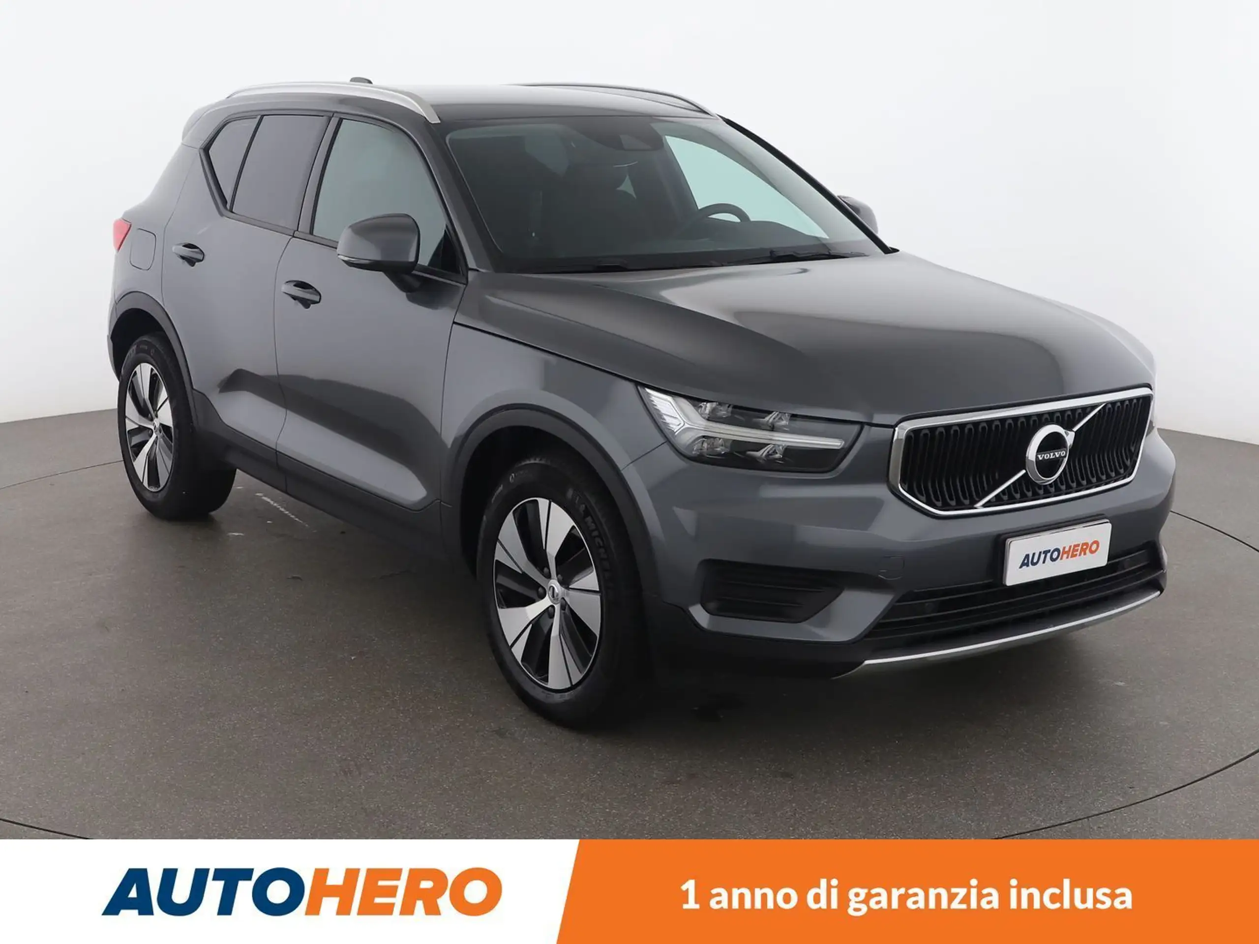 Volvo - XC40