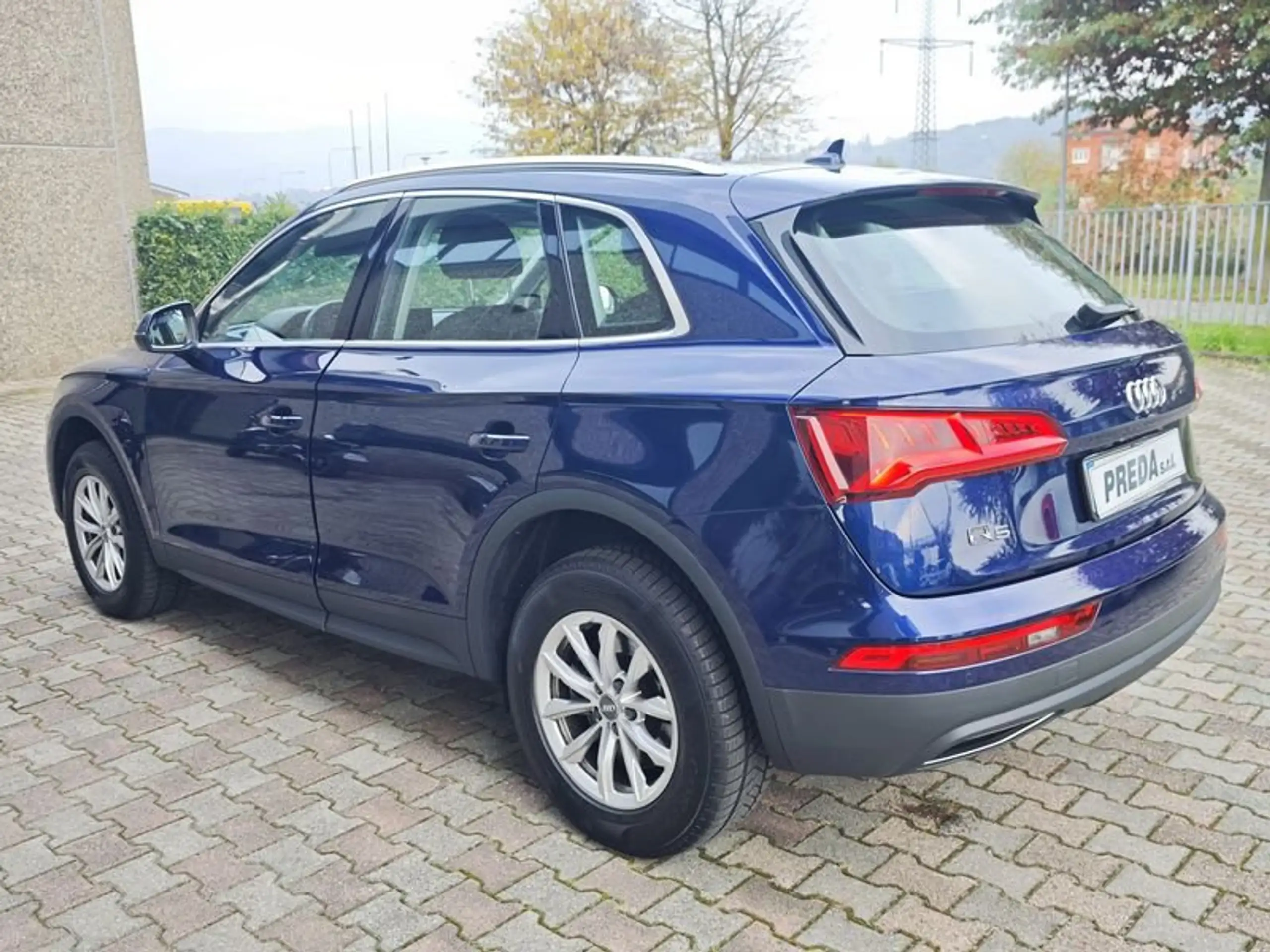 Audi - Q5