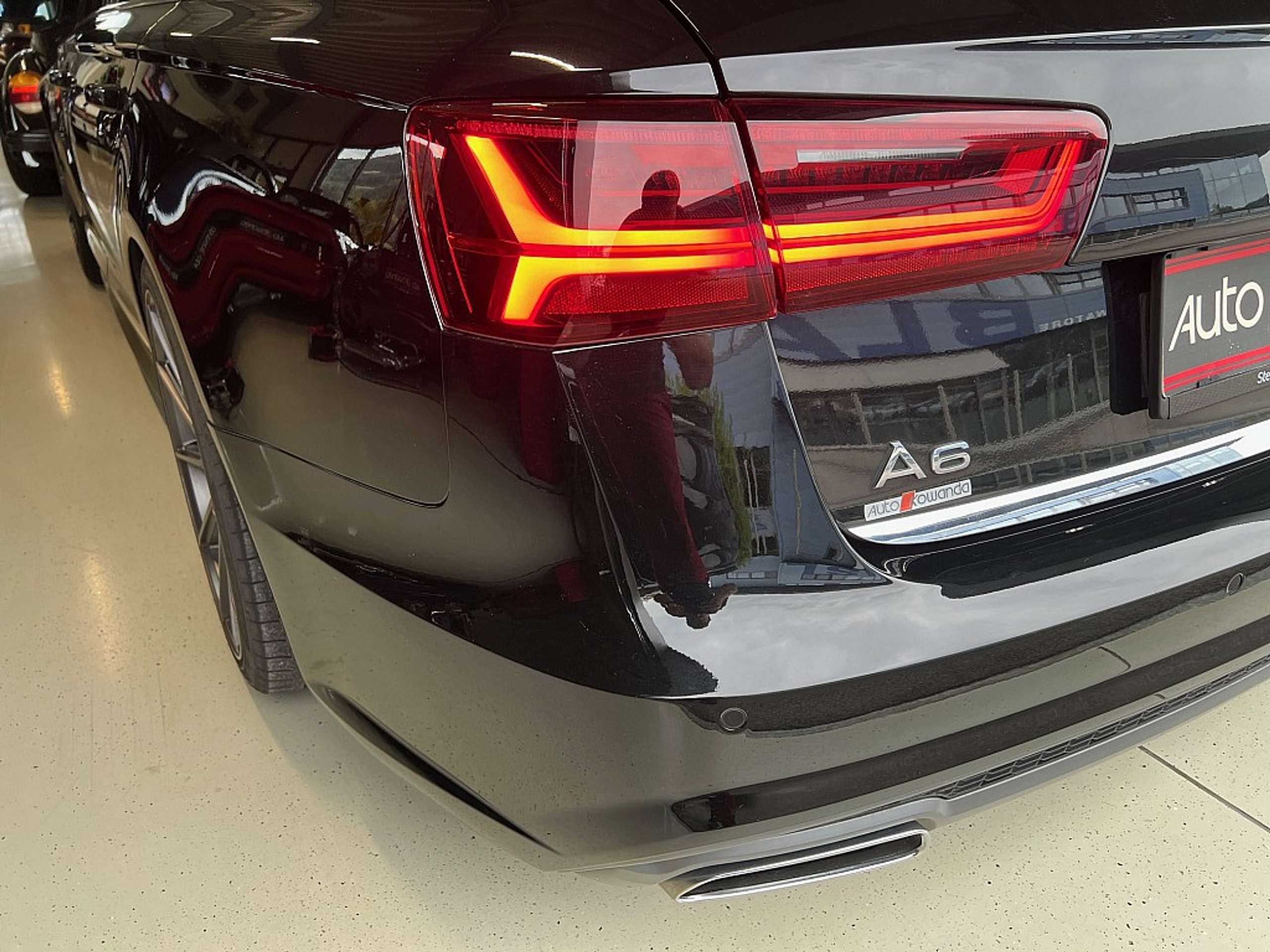 Audi - A6