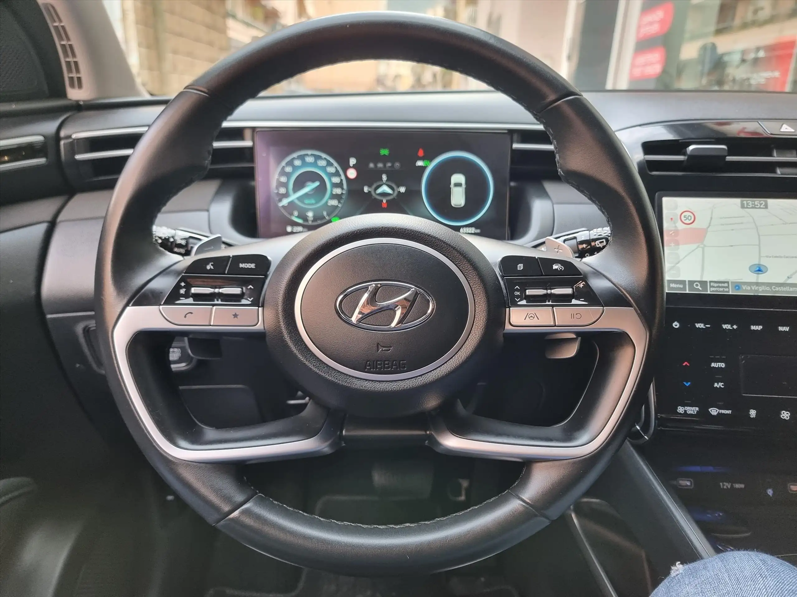 Hyundai - TUCSON