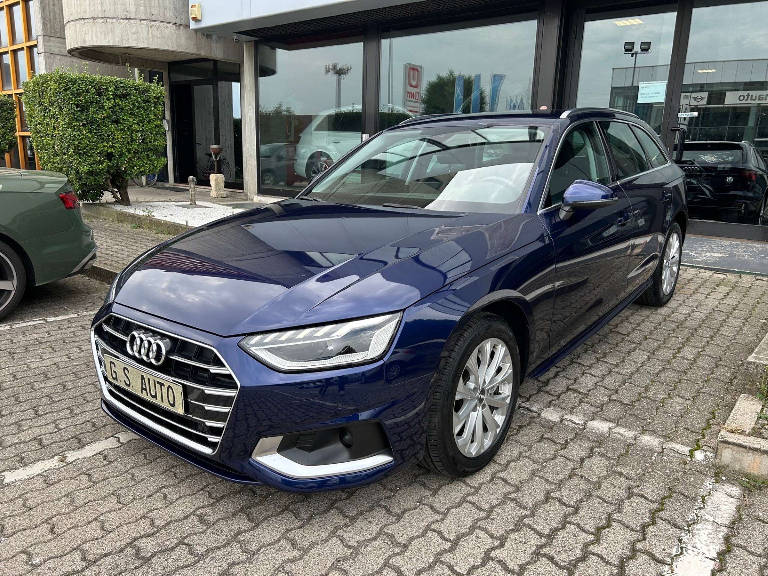 Audi - A4