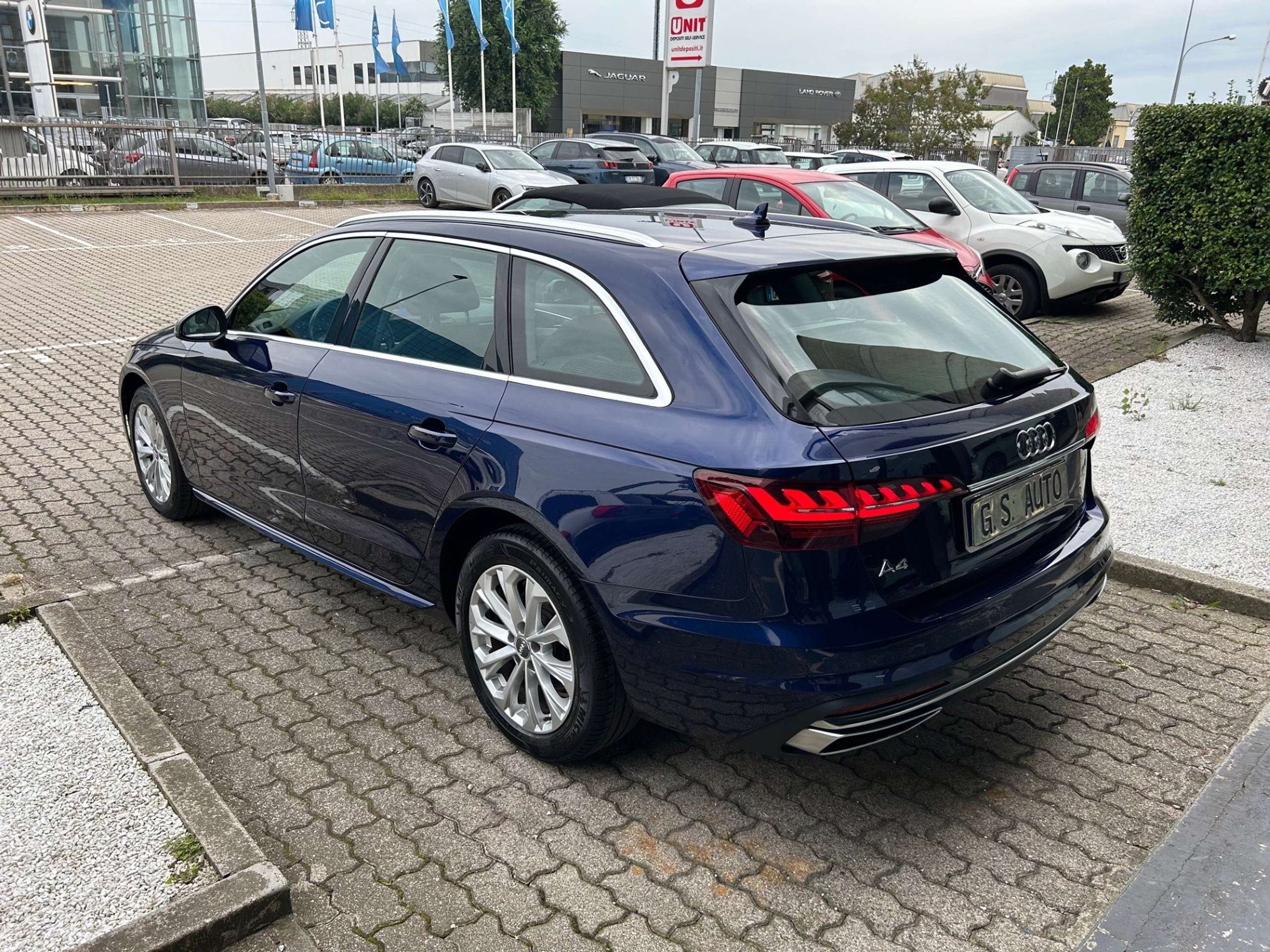 Audi - A4