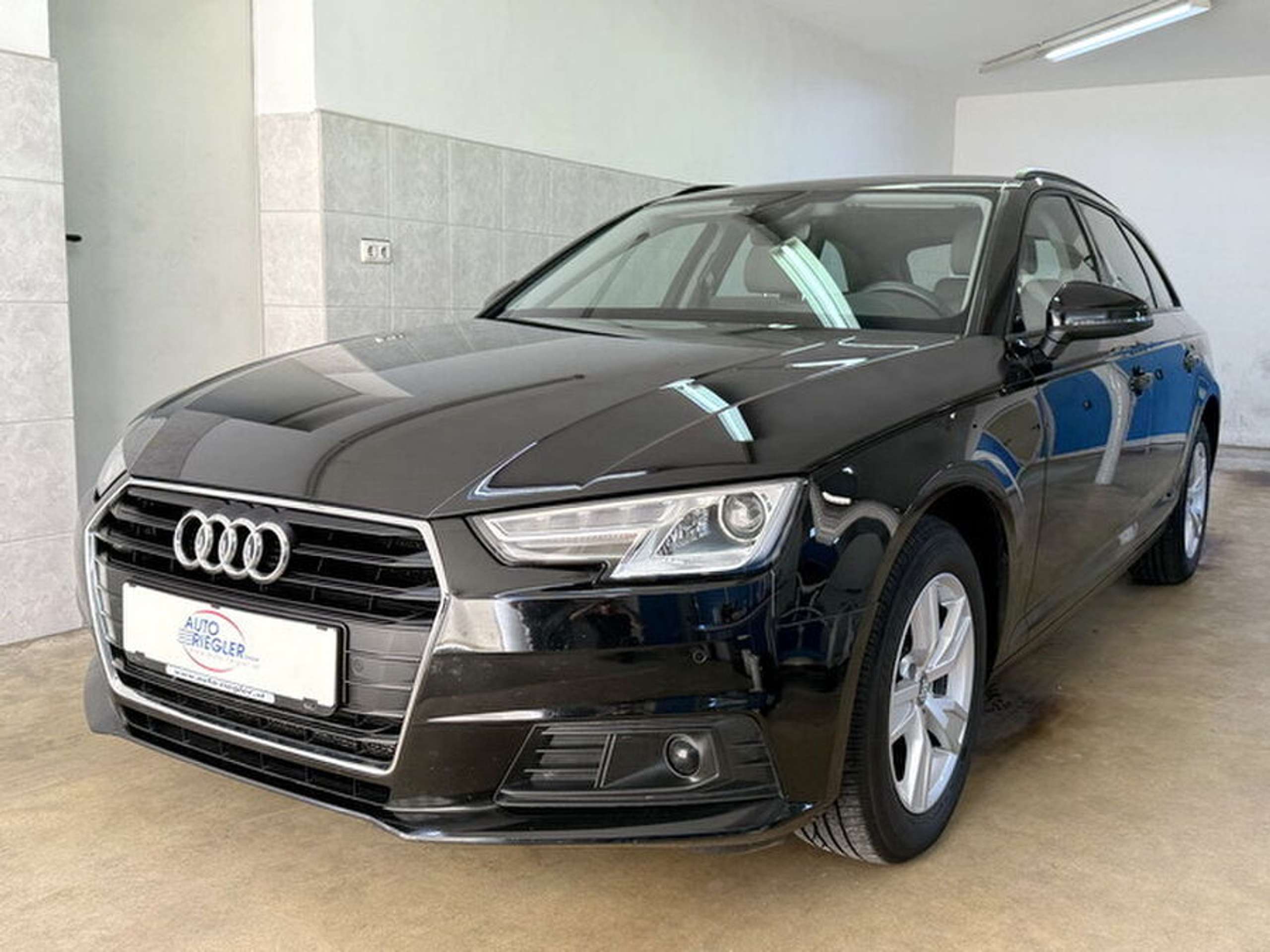 Audi A4 2019