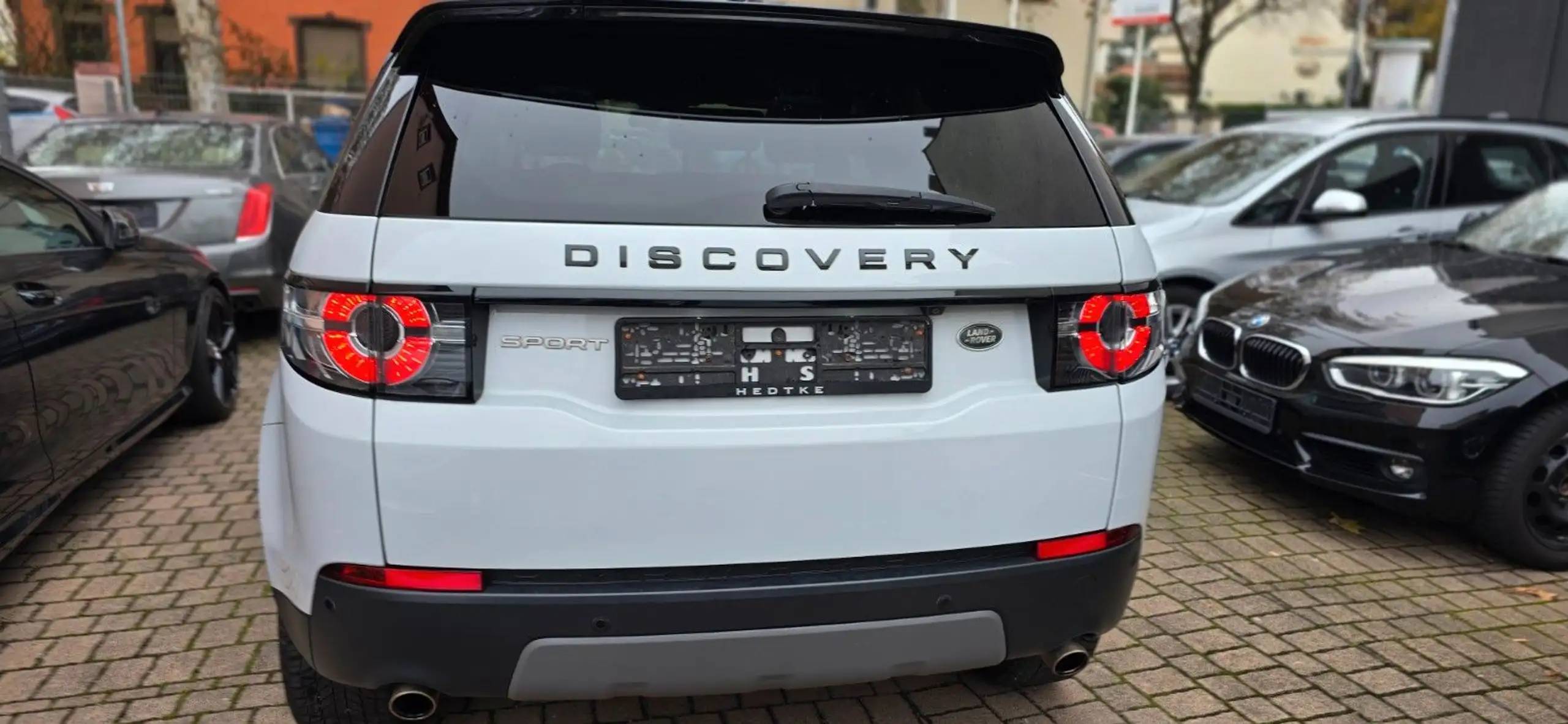 Land Rover - Discovery Sport