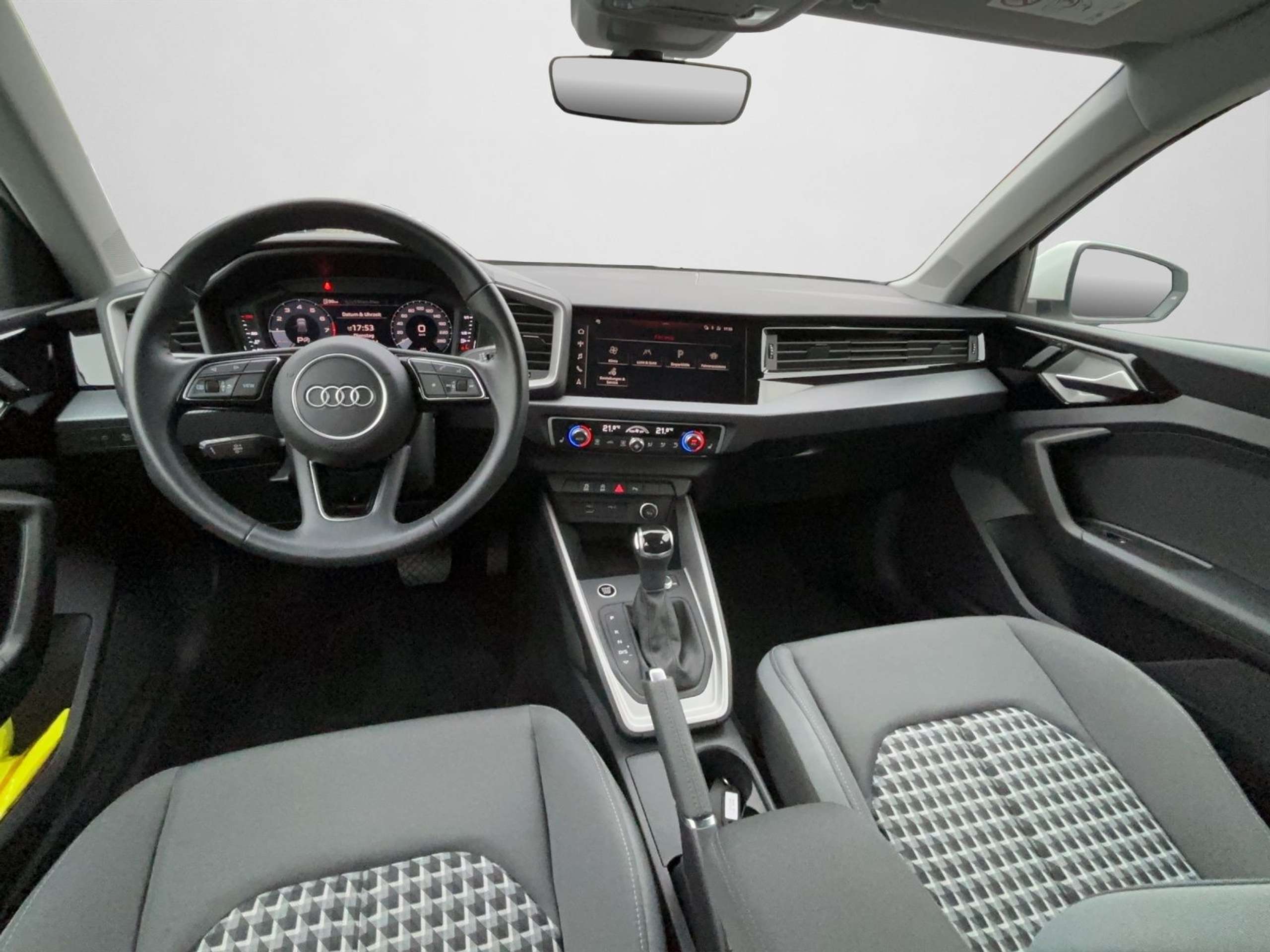 Audi - A1