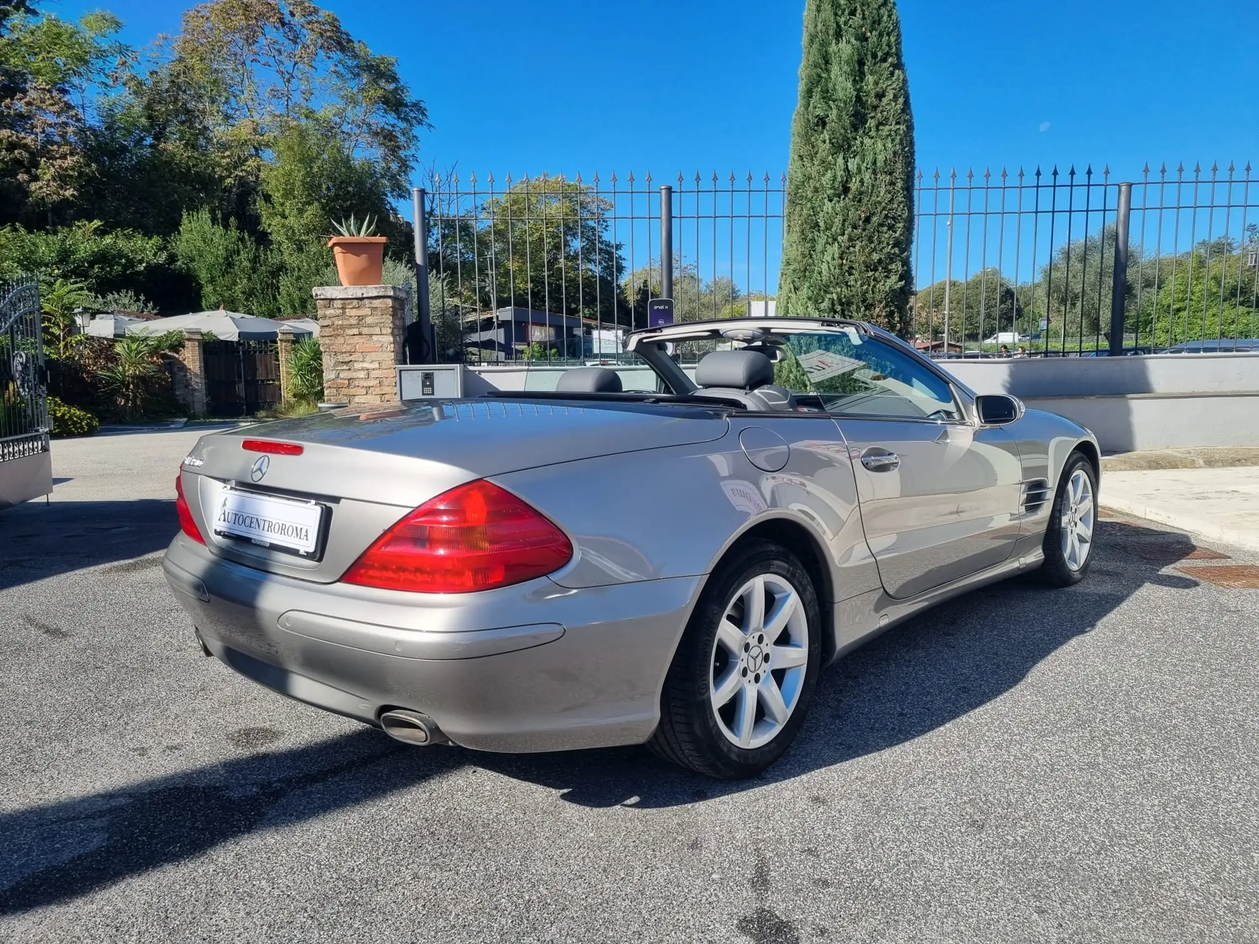 Mercedes-Benz - SL 350