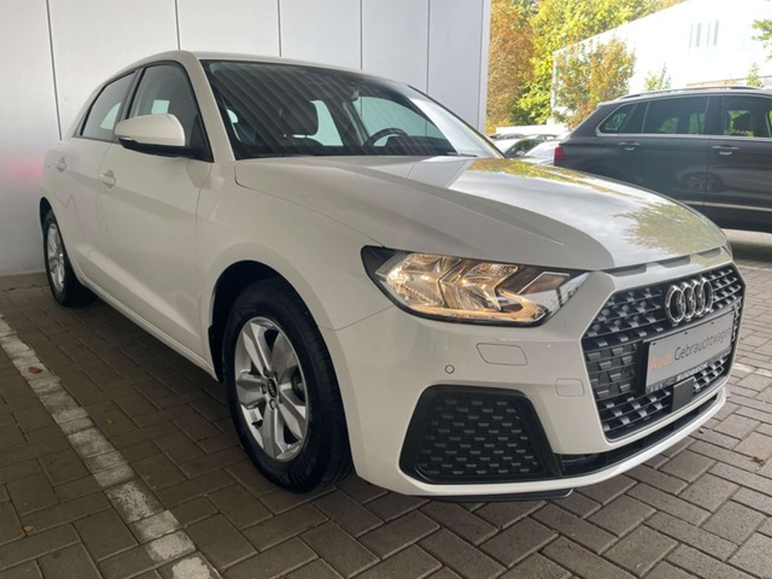 Audi - A1