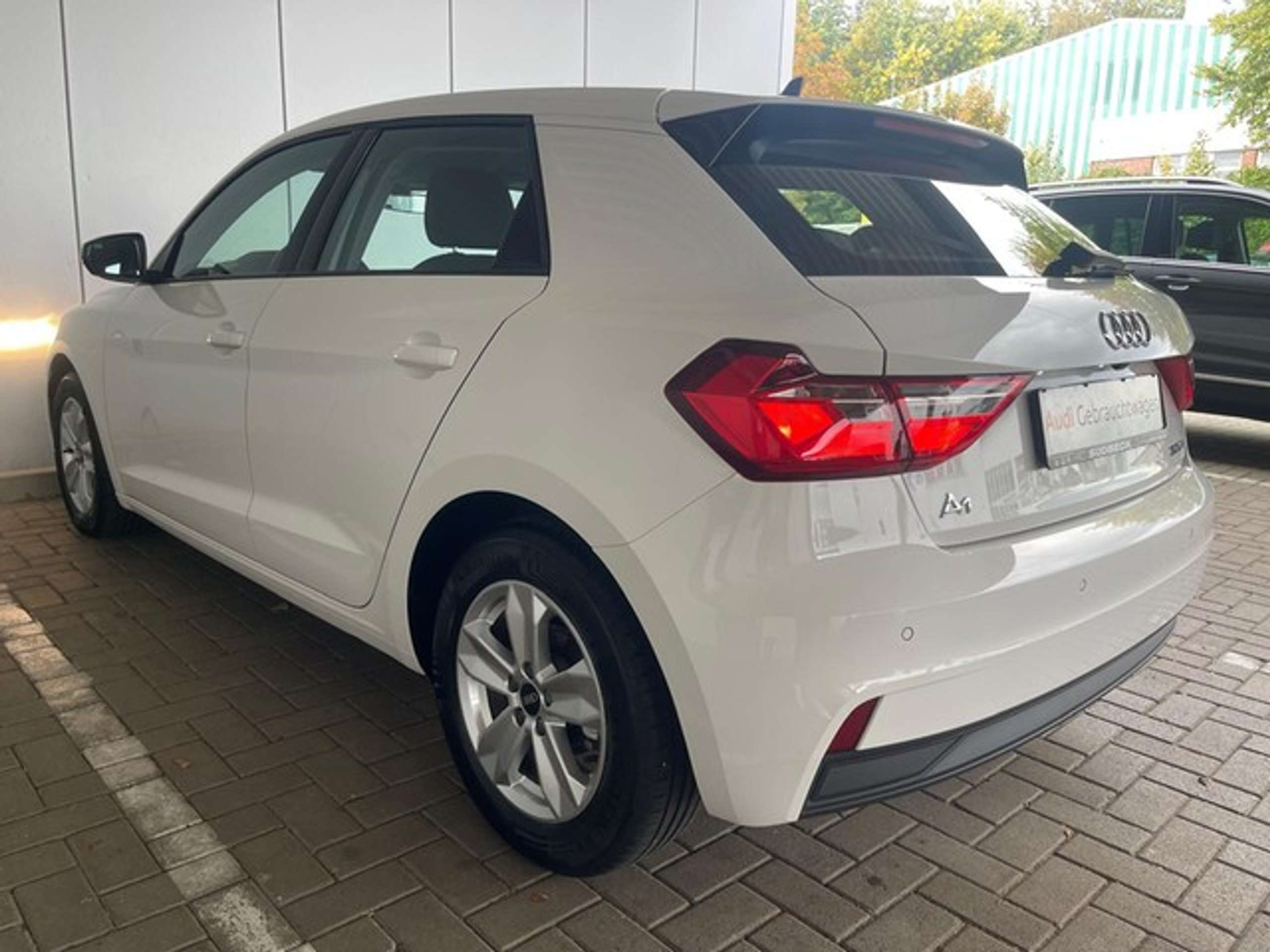 Audi - A1