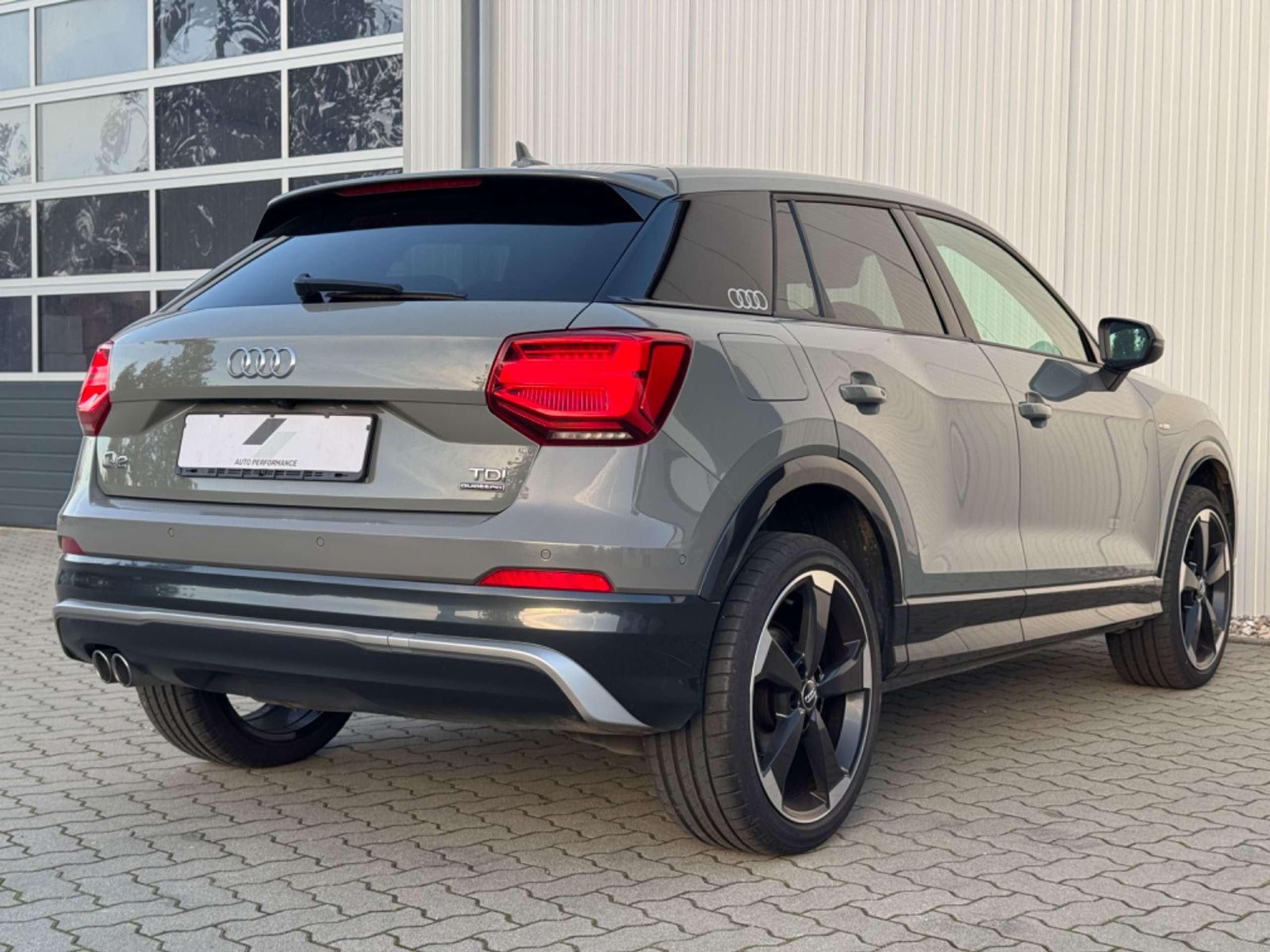 Audi - Q2