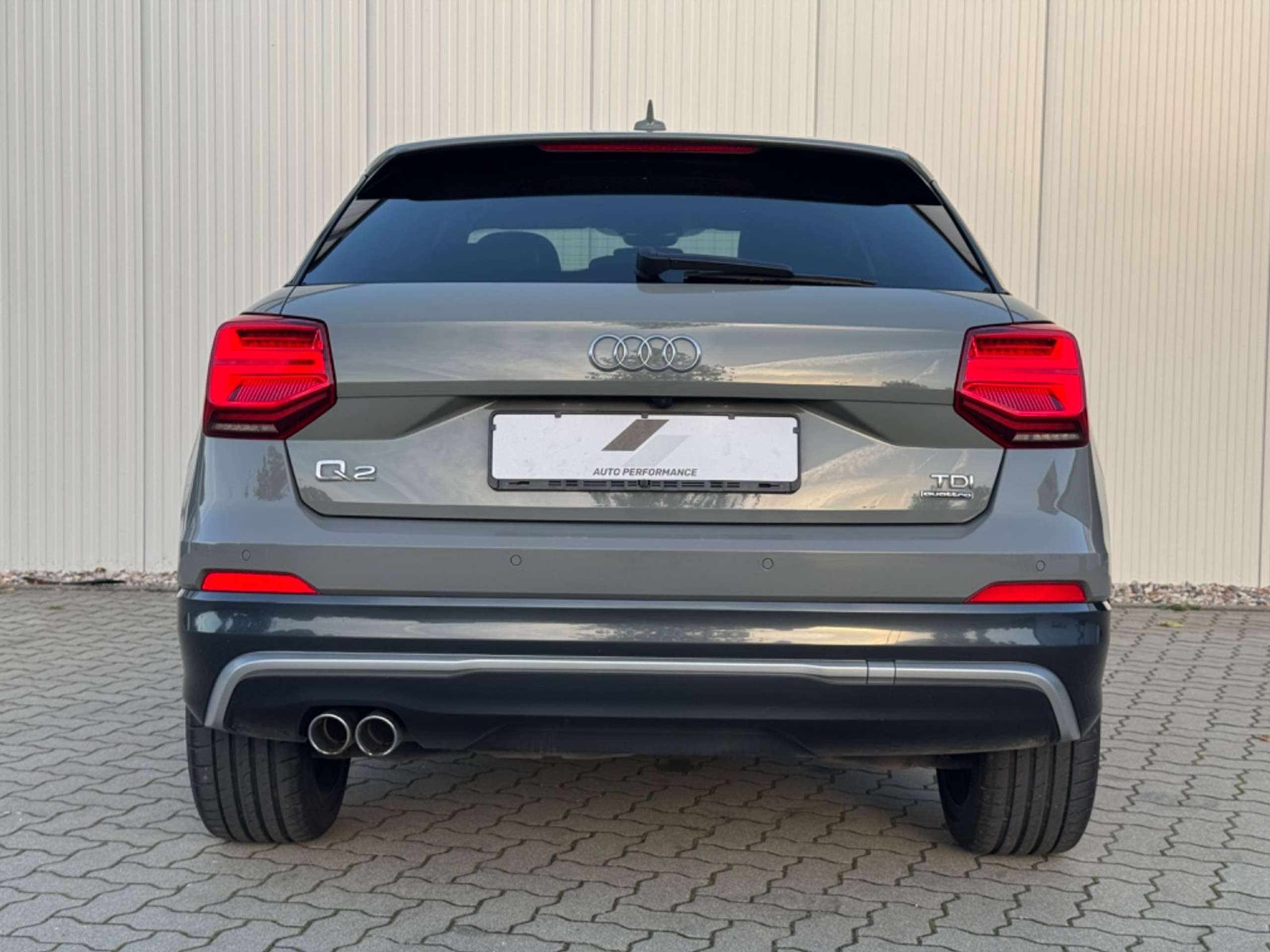 Audi - Q2