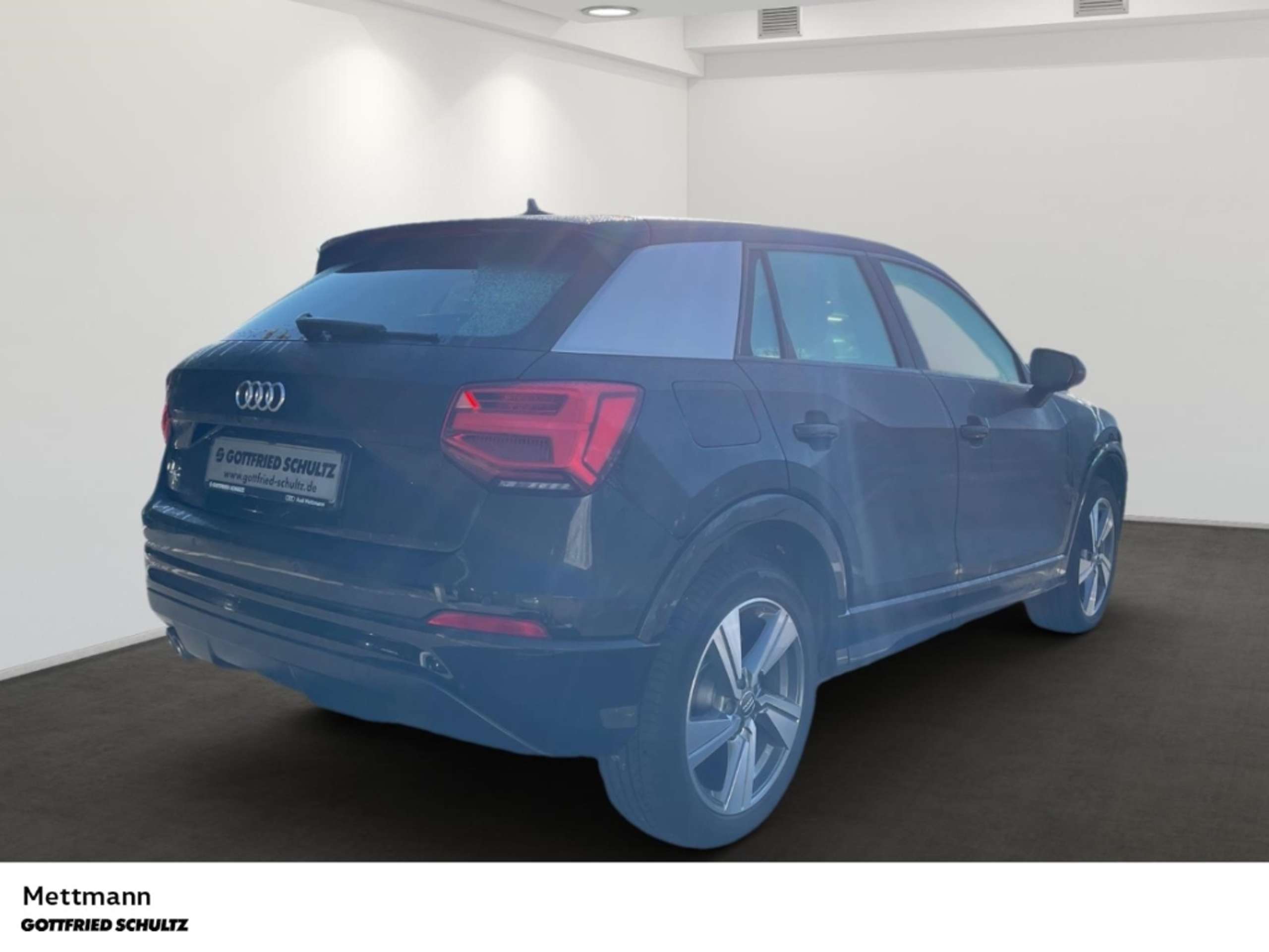 Audi - Q2