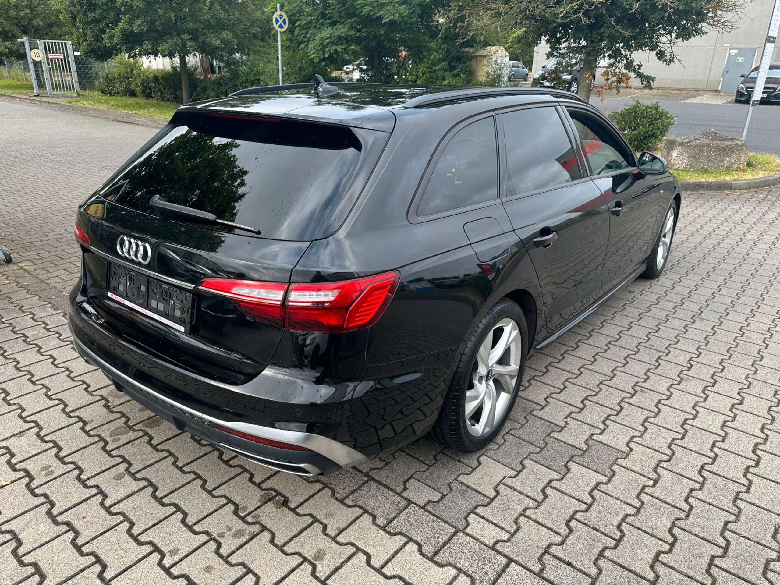 Audi - A4