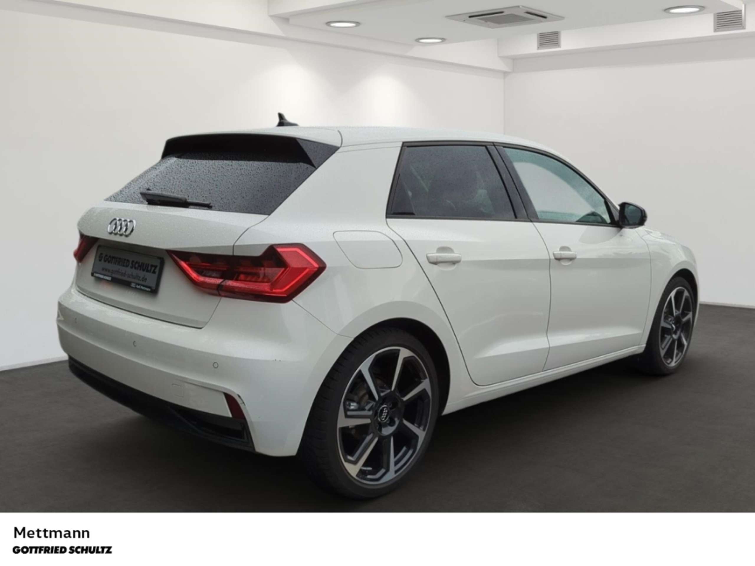 Audi - A1