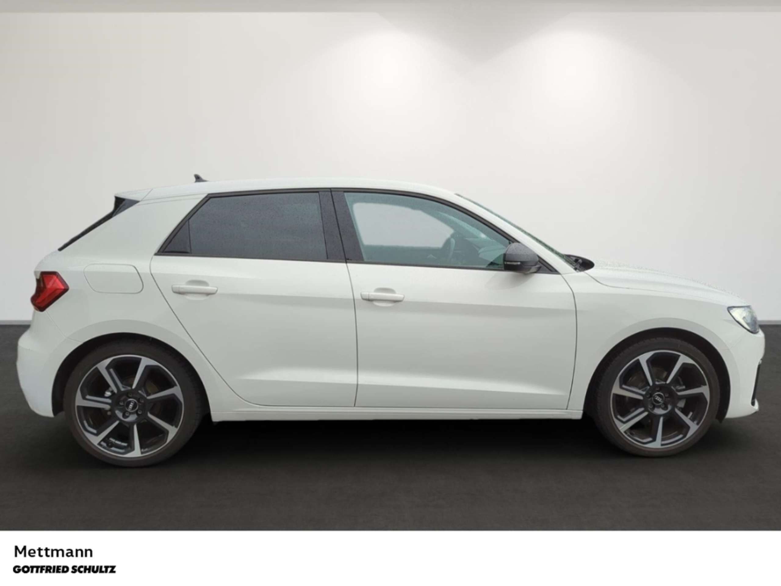 Audi - A1