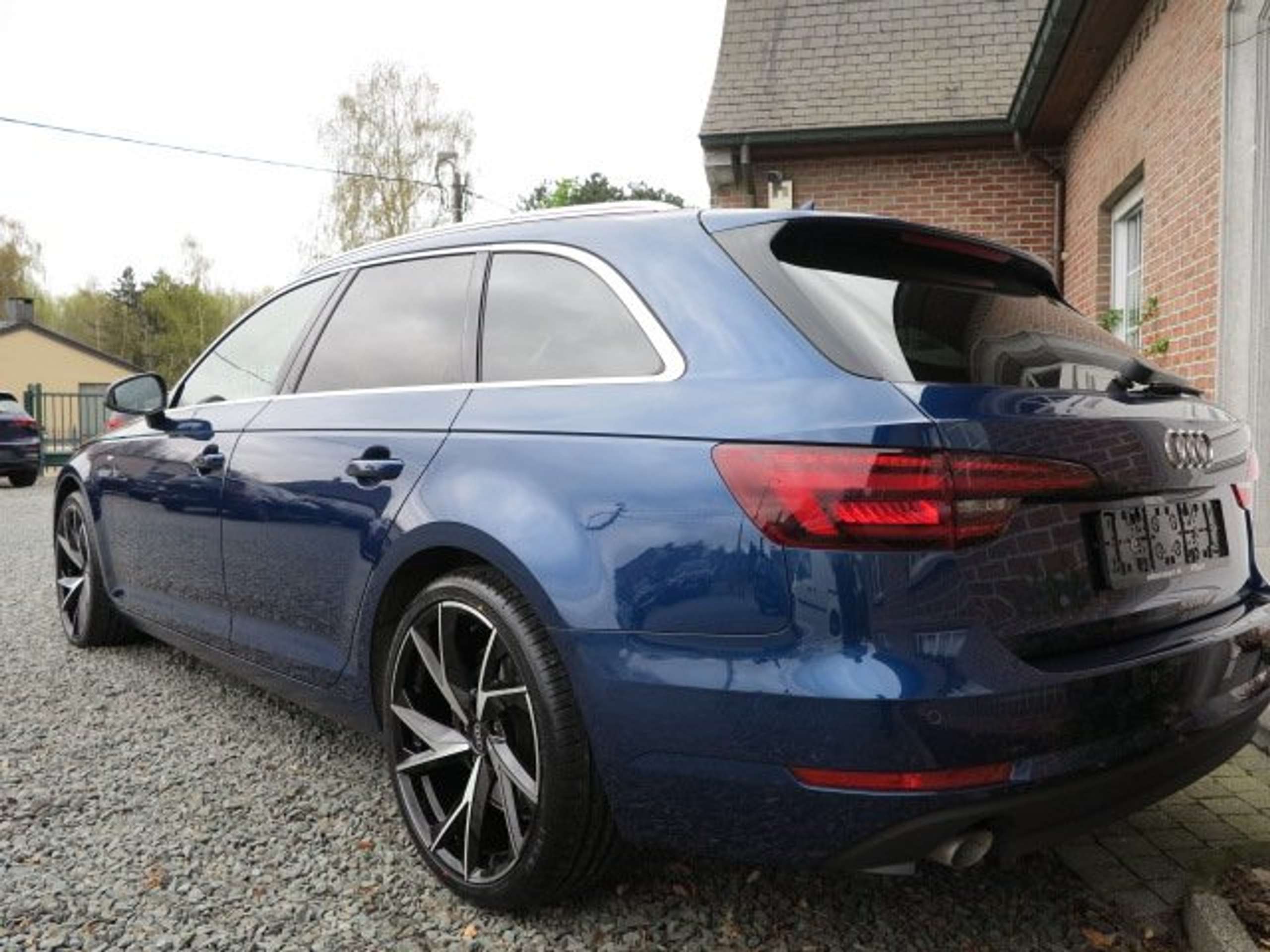 Audi - A4